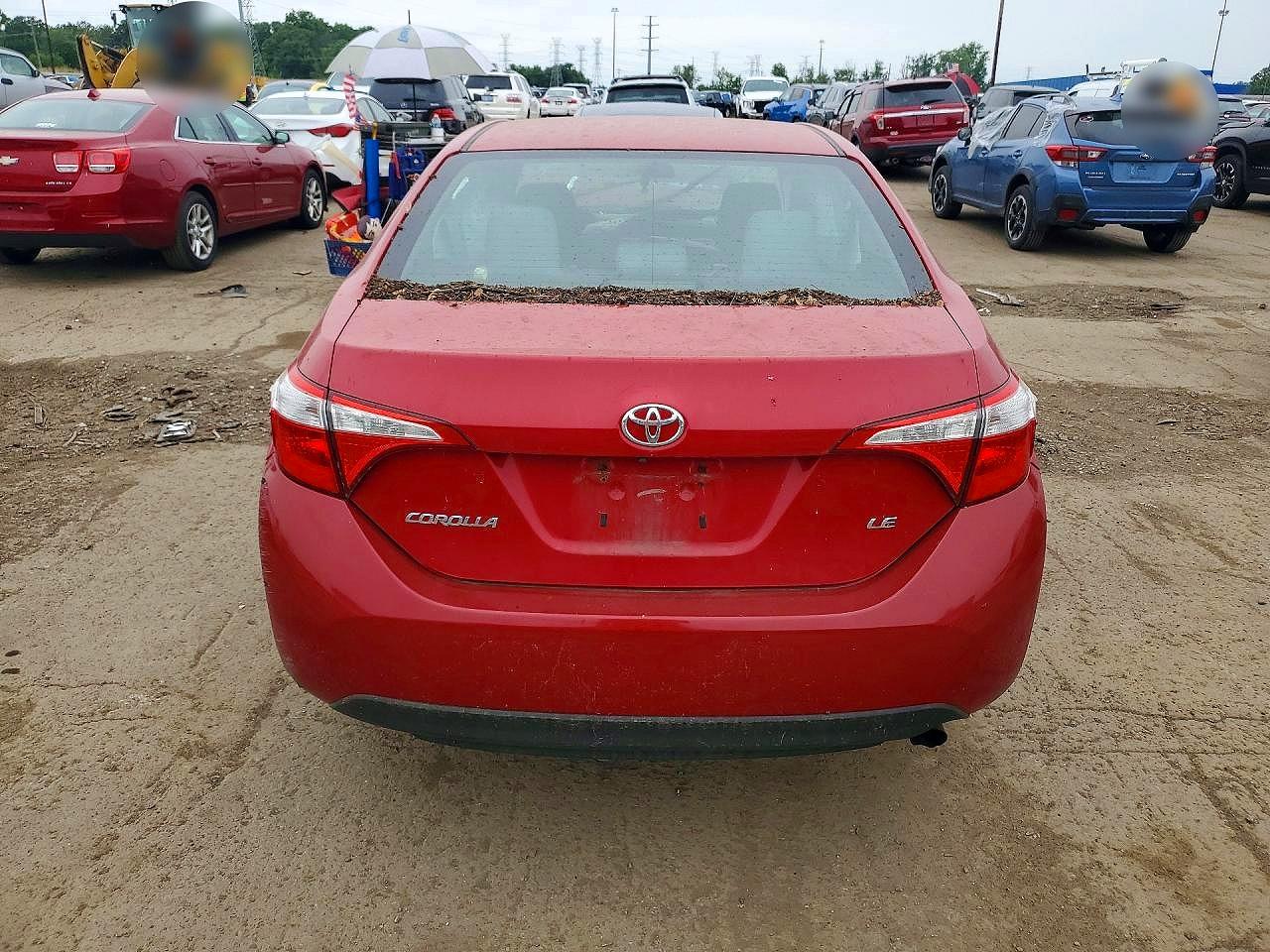 2015 Toyota Corolla Le Red vin: 2T1BURHE1FC376688