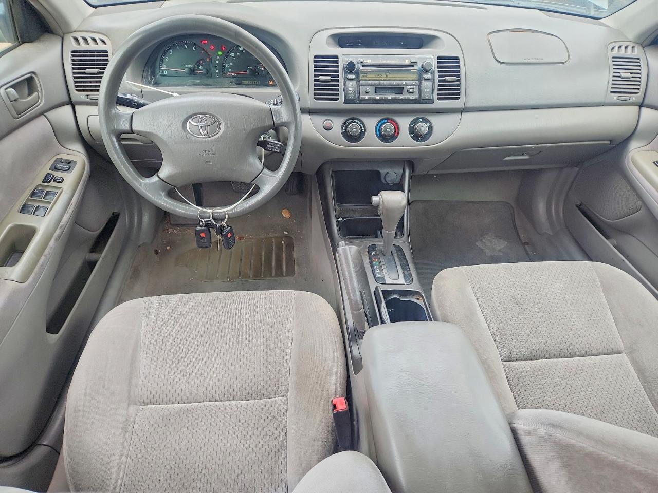 2002 Toyota Camry Le Green vin: 4T1BE32K12U546176