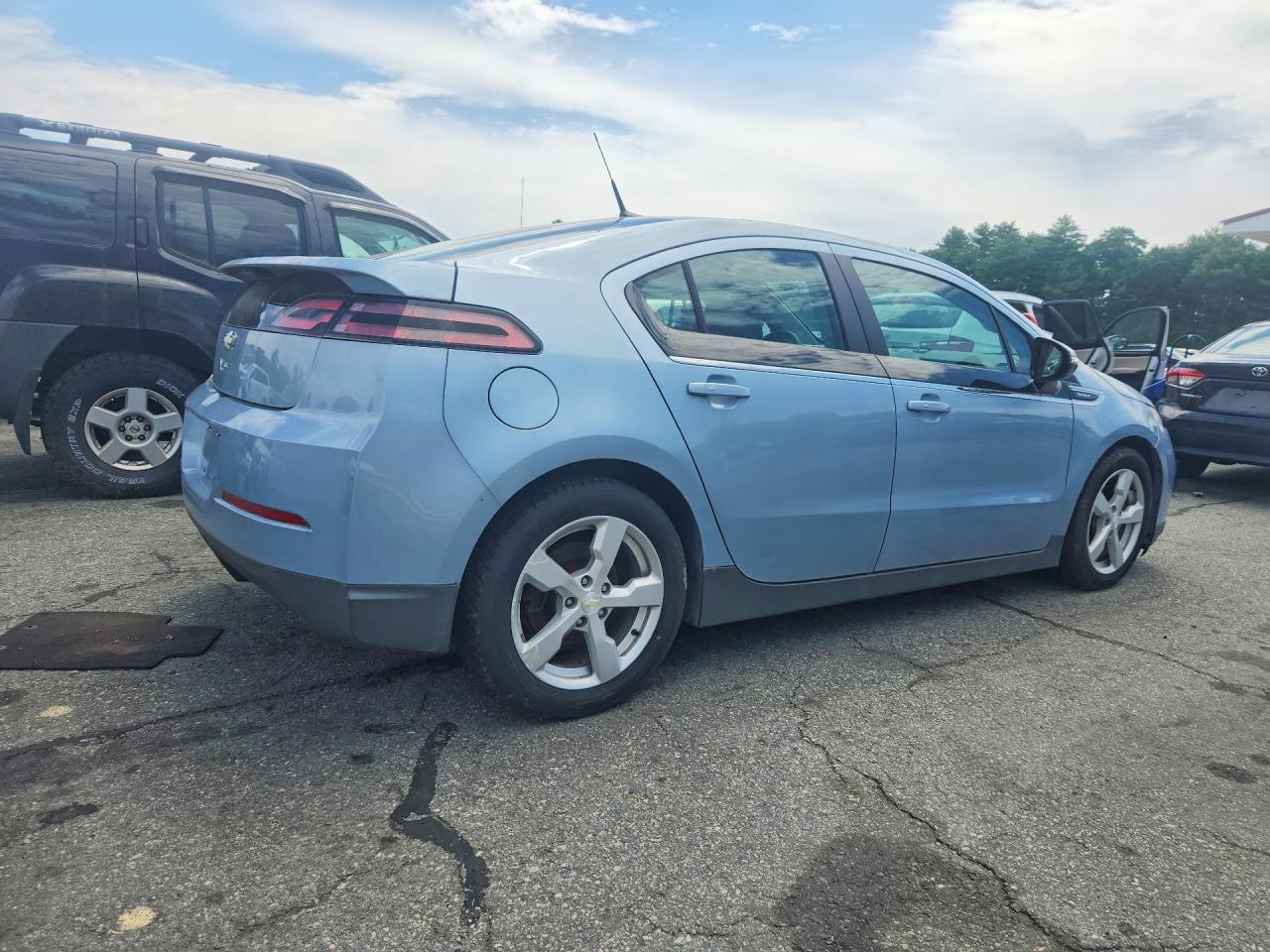 2013 Chevrolet Volt Blue vin: 1G1RA6E40DU104157