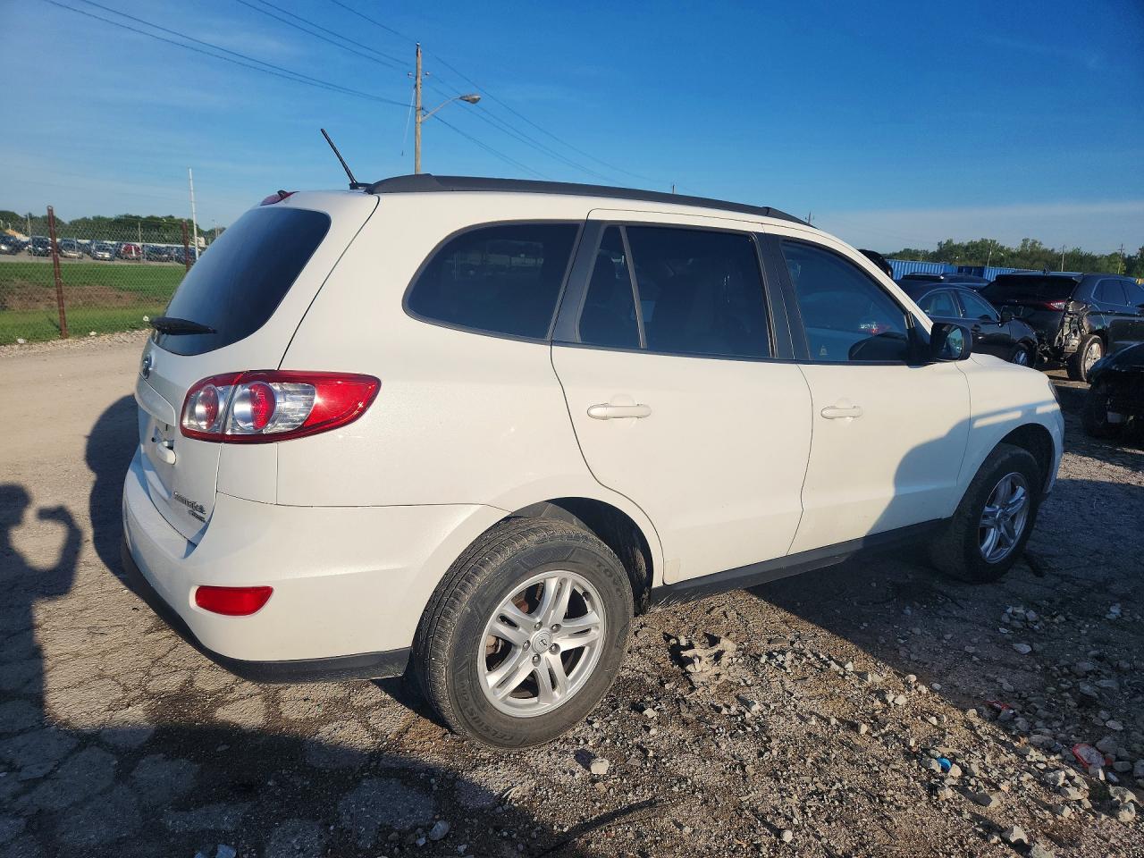 2010 Hyundai Santa Fe Gls White vin: 5NMSGDAB6AH351461