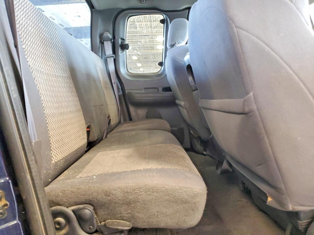2003 Ford F150 Blue vin: 1FTRX18L53NB34419