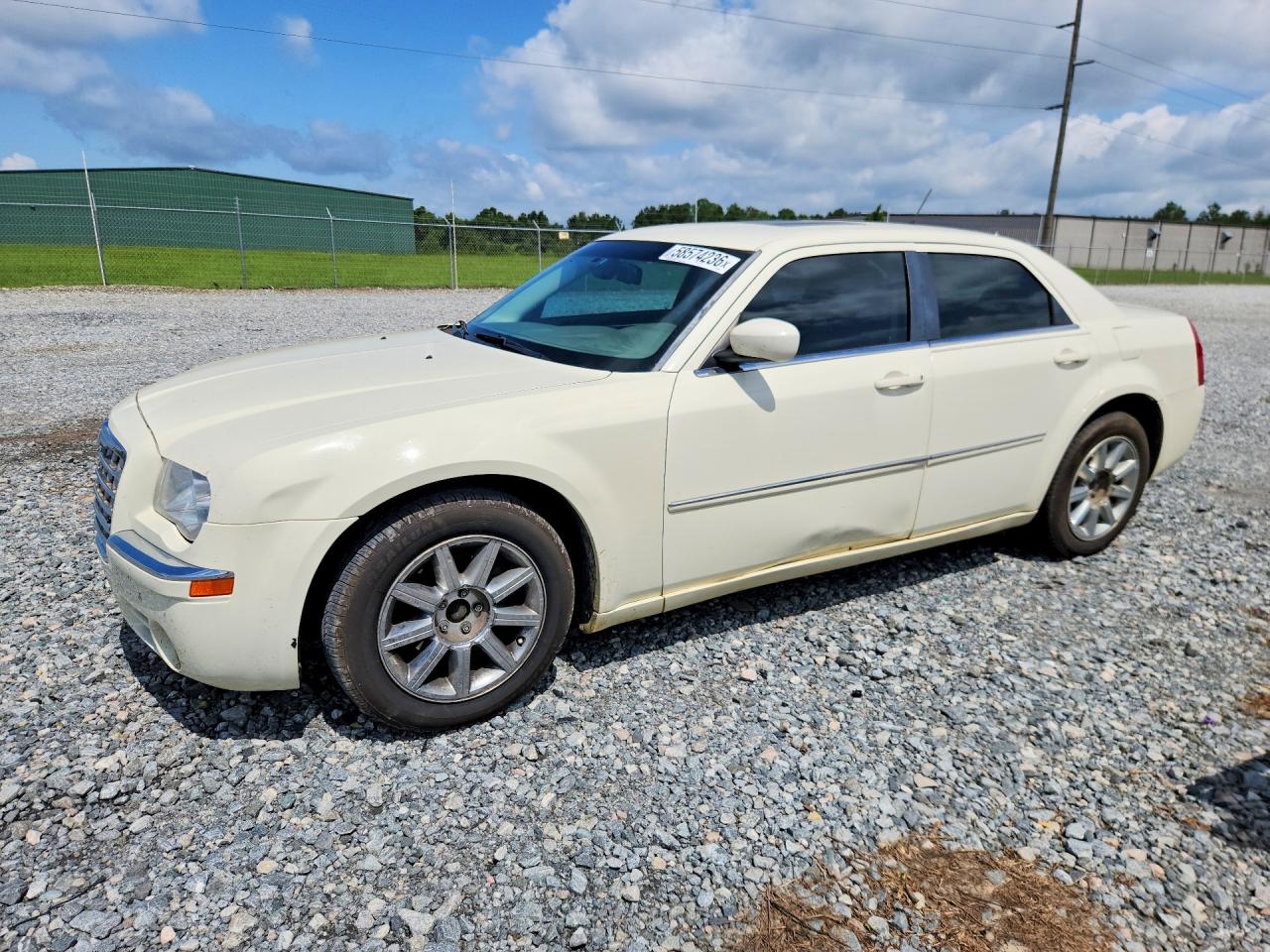2008 Chrysler 300 Limited White vin: 2C3KA33G38H305648
