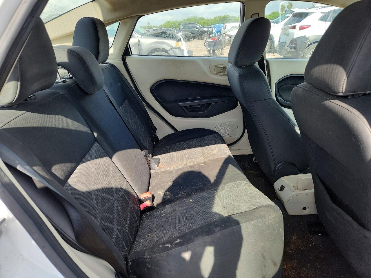 2013 Ford Fiesta Se White vin: 3FADP4BJ8DM223552