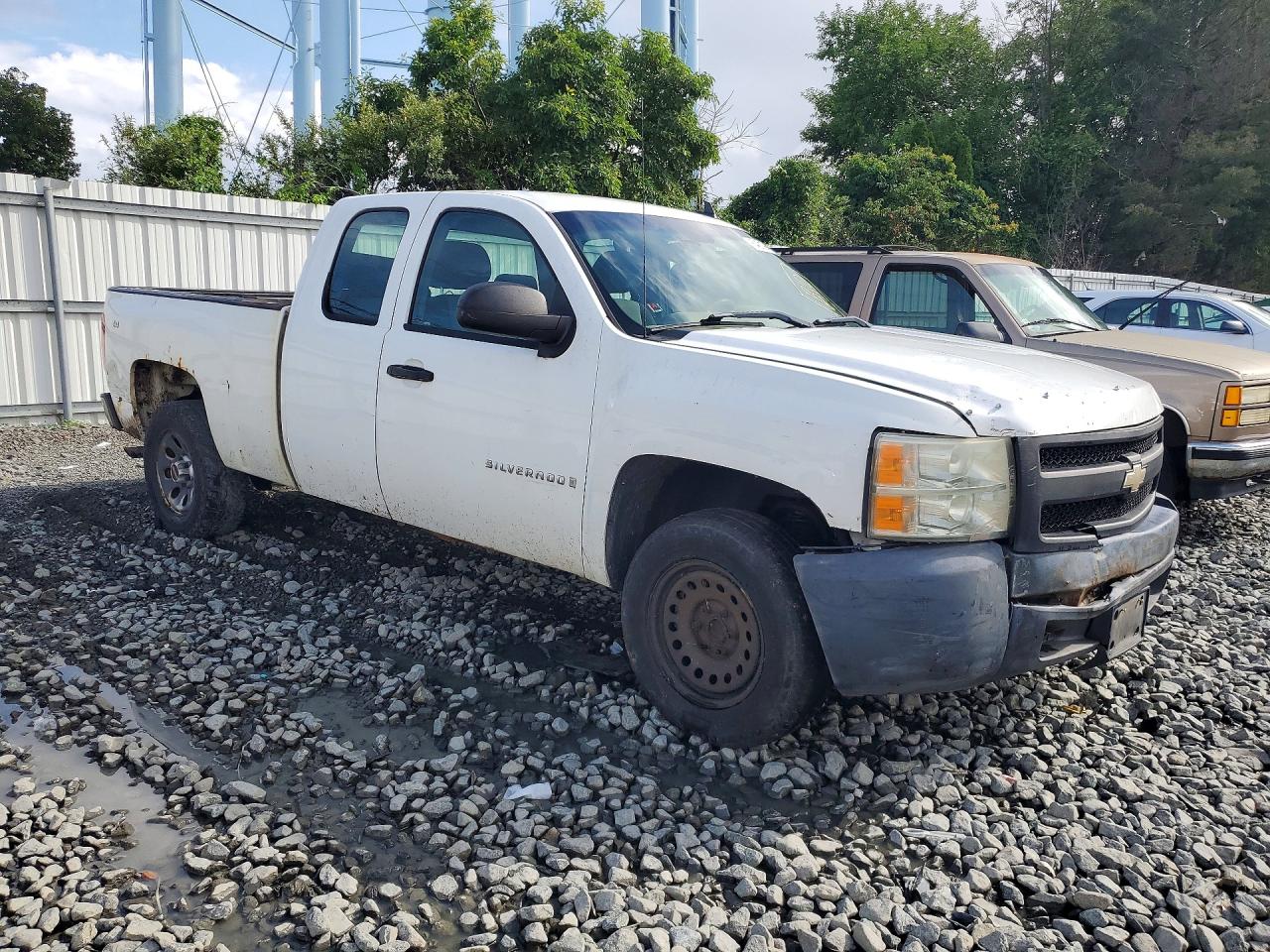 2007 Chevrolet Silverado C1500 Classic Белый vin: 1GCEC19XX7Z639284