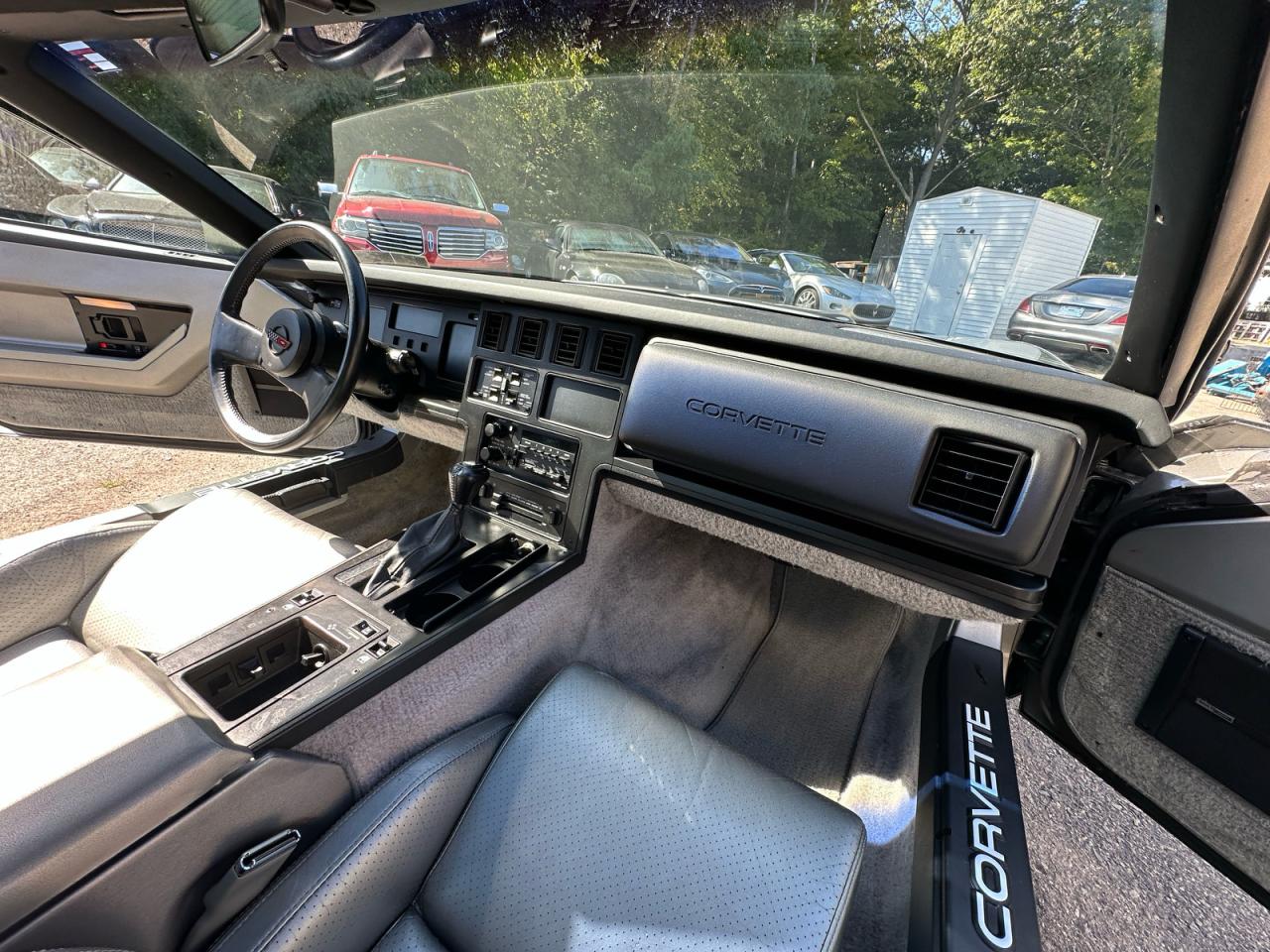 1984 Chevrolet Corvette Gray vin: 1G1AY0780E5147284