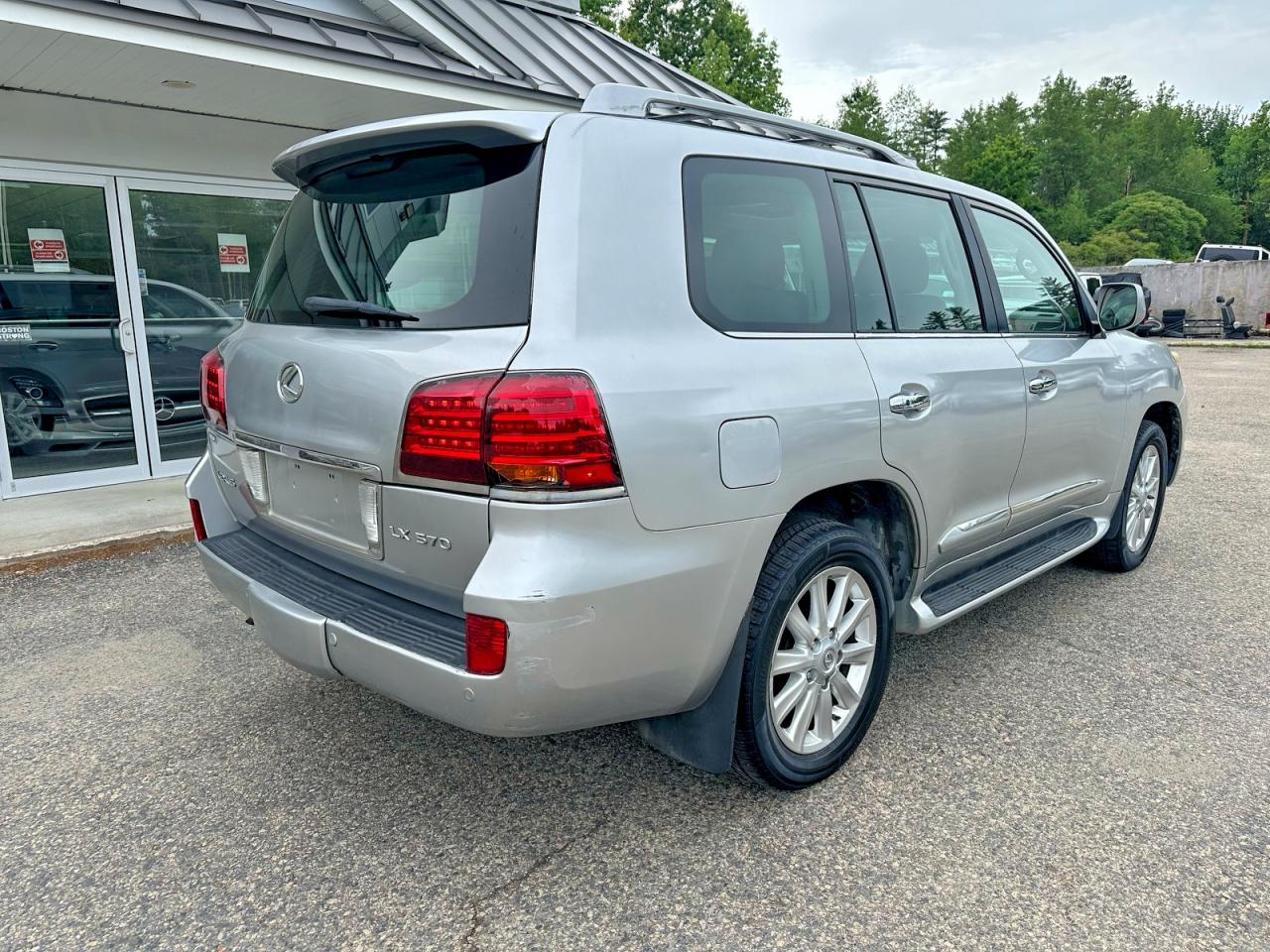 2008 Lexus Lx 570 Silver vin: JTJHY00WX84007796