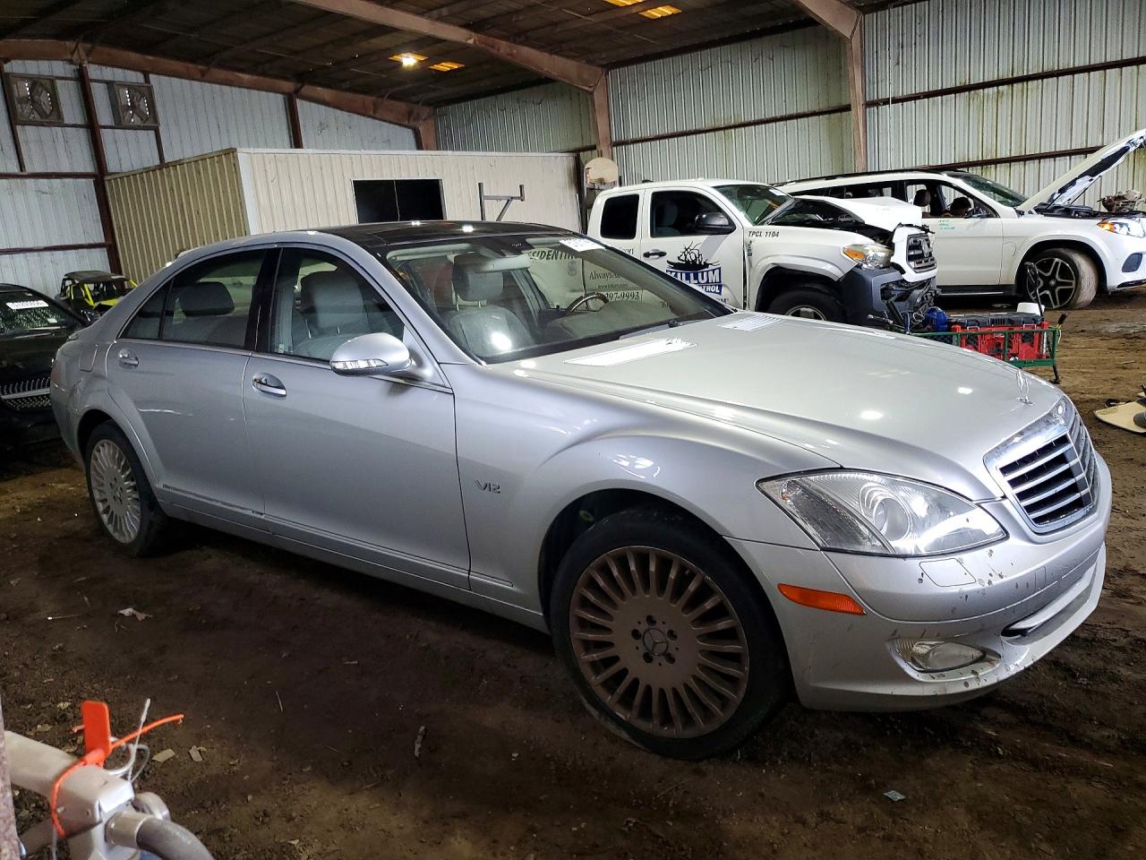 2007 Mercedes-benz S 600 Silver vin: WDDNG76X87A089759
