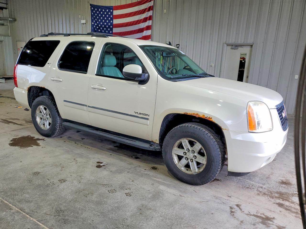 2012 Gmc Yukon Slt White vin: 1GKS2CE03CR313772