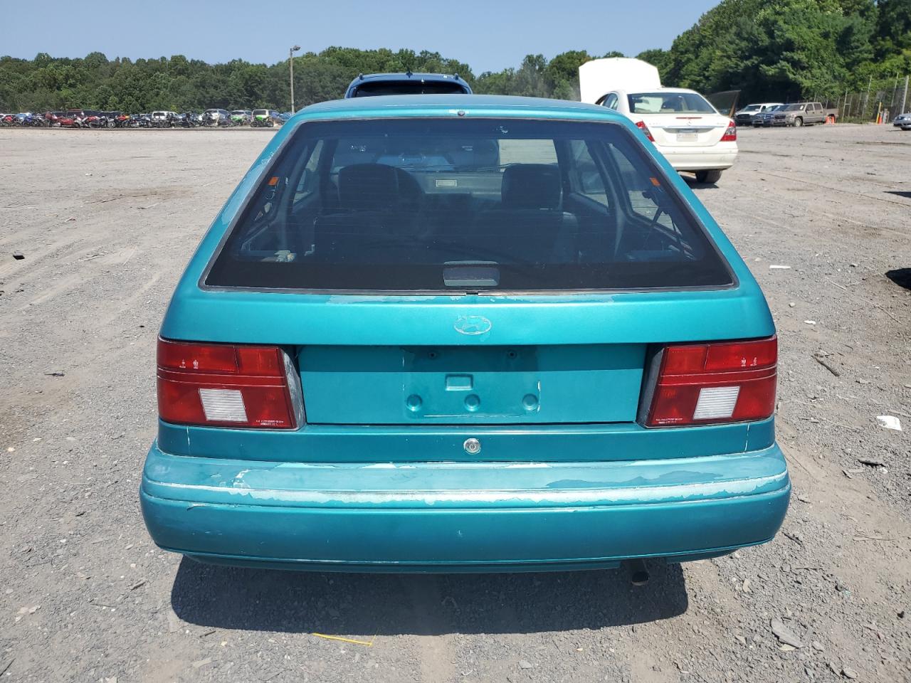 1994 Hyundai Excel    Turquoise vin: KMHVD12J3RU332361