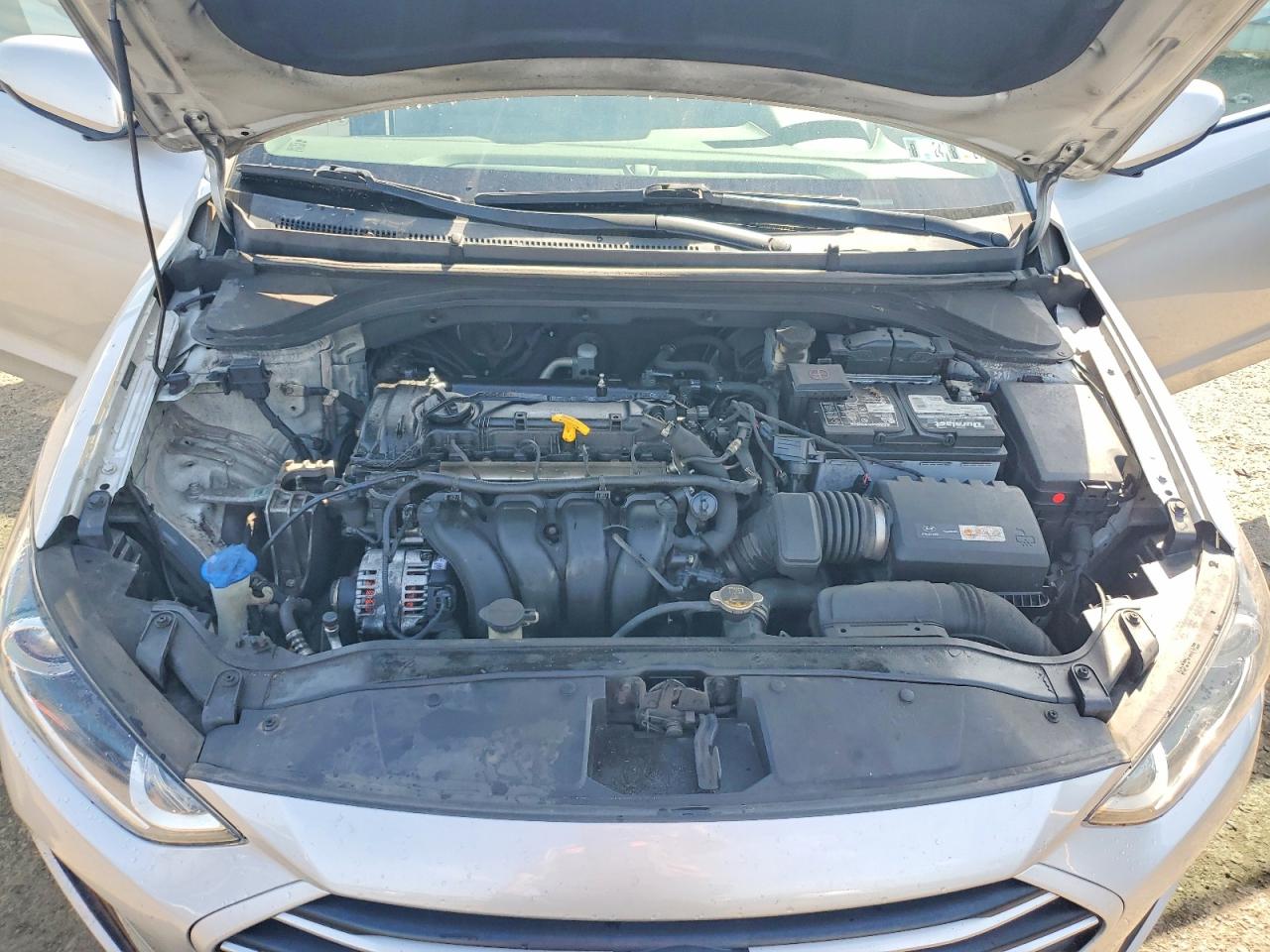 2018 Hyundai Elantra Value Edition Silver vin: 5NPD84LF4JH303756