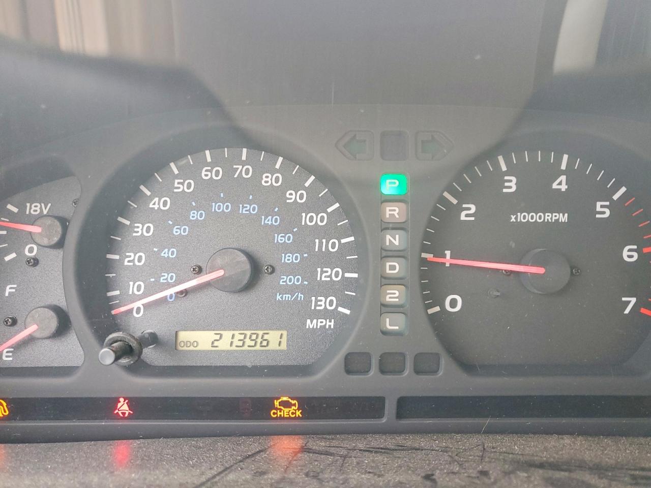 1998 Toyota Land Cruiser Silver vin: JT3HT05J2W0003684