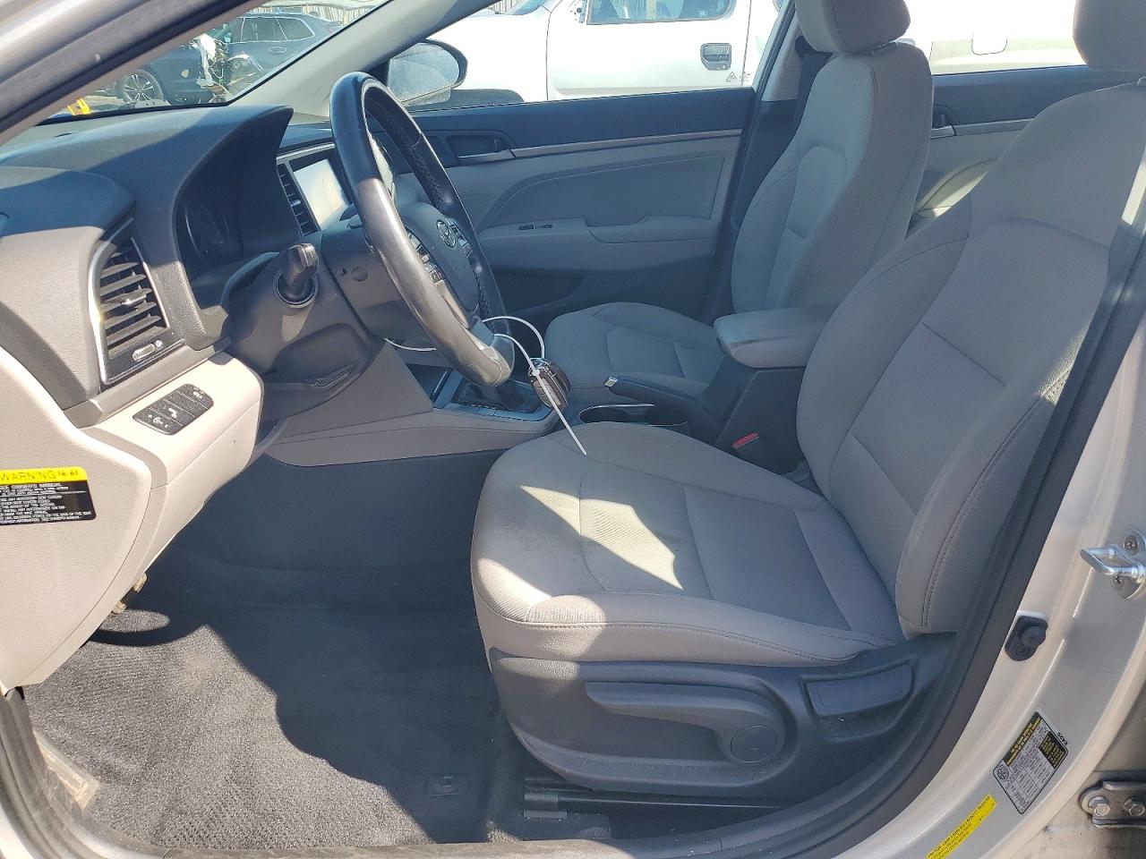 2018 Hyundai Elantra Value Edition Silver vin: 5NPD84LF4JH303756
