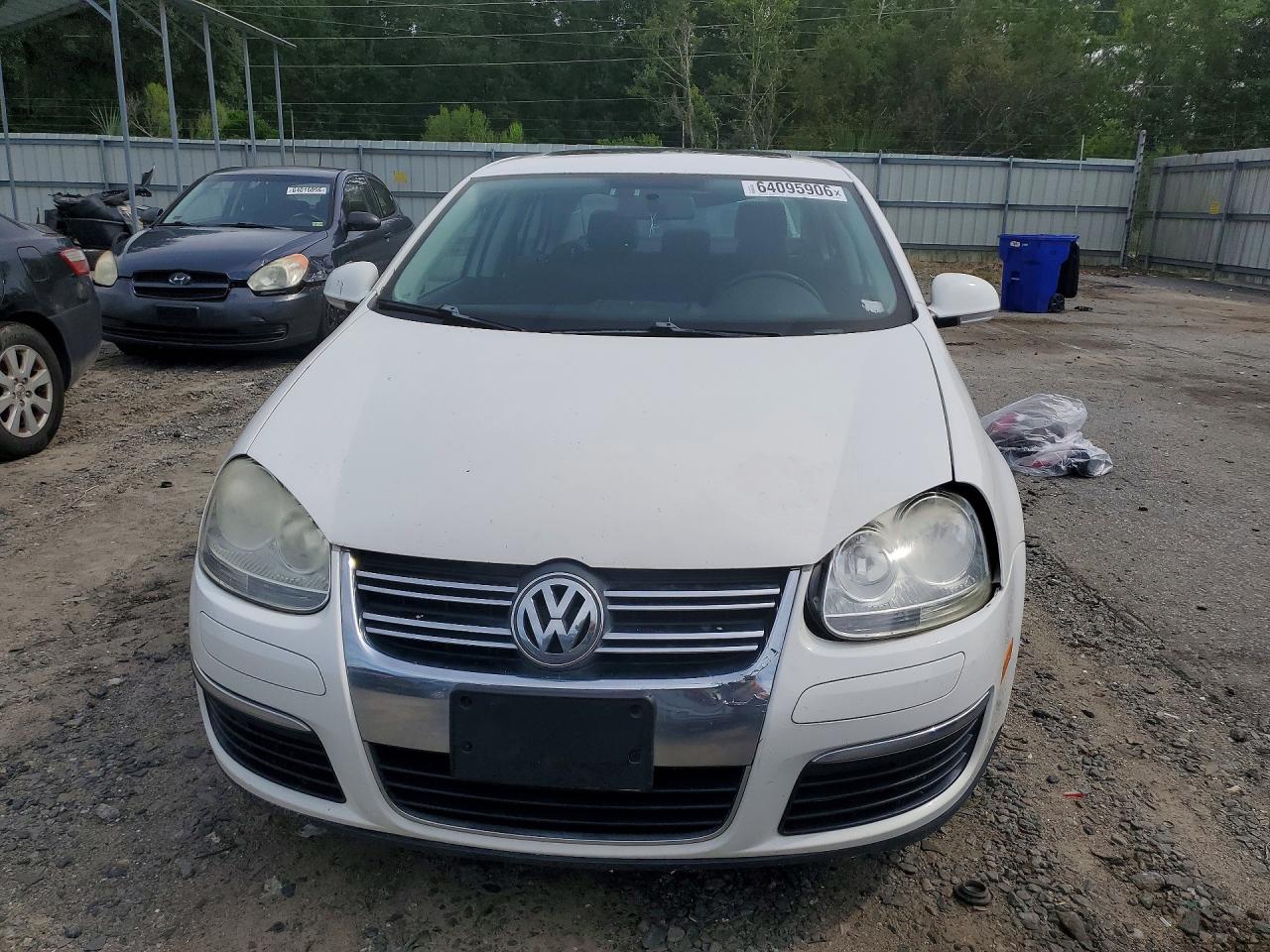 2010 Volkswagen Jetta Se Белый vin: 3VWRZ7AJ8AM045549
