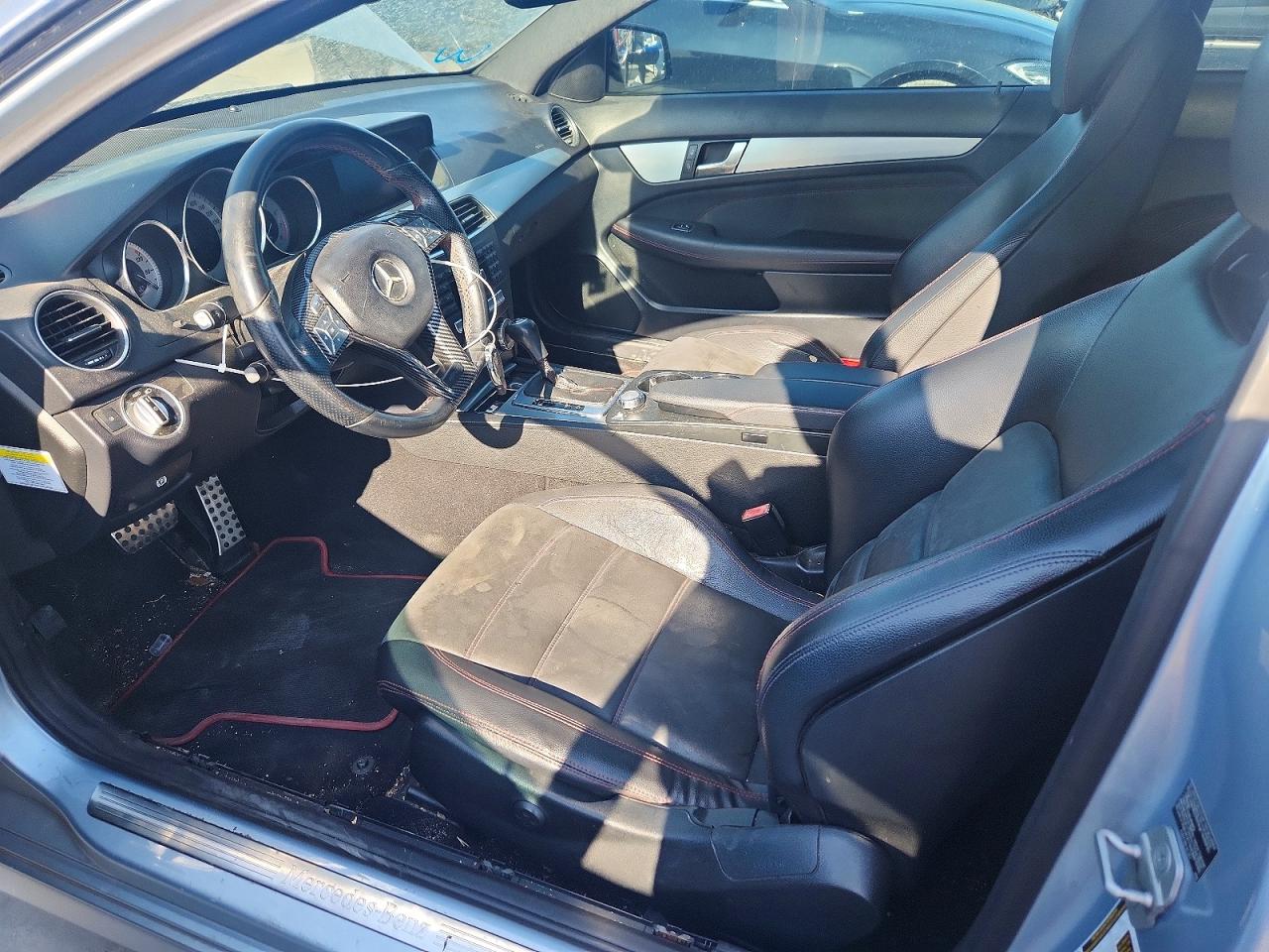 2013 Mercedes-benz C 250 Серебряный vin: WDDGJ4HB9DG030562
