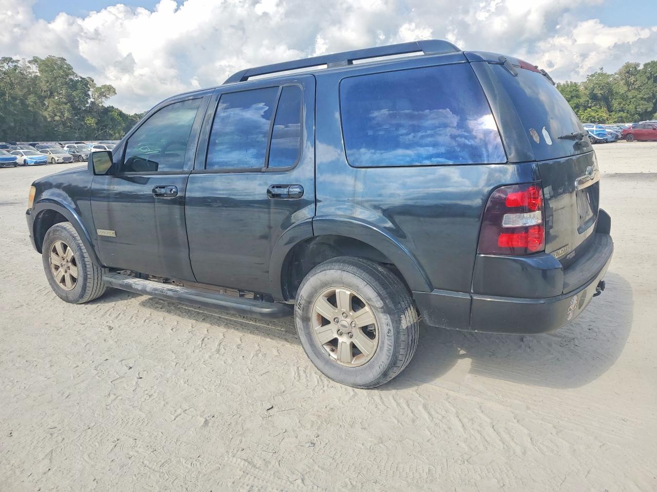 2007 Ford Explorer Xlt Black vin: 1FMEU63E27UB08350