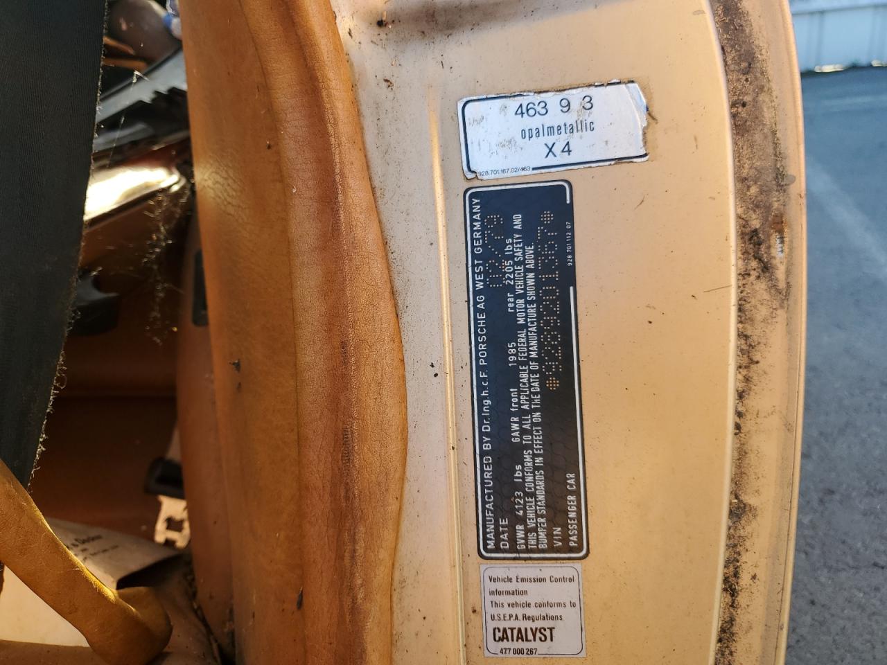 1979 Porsche 928 Gold vin: 9289201367