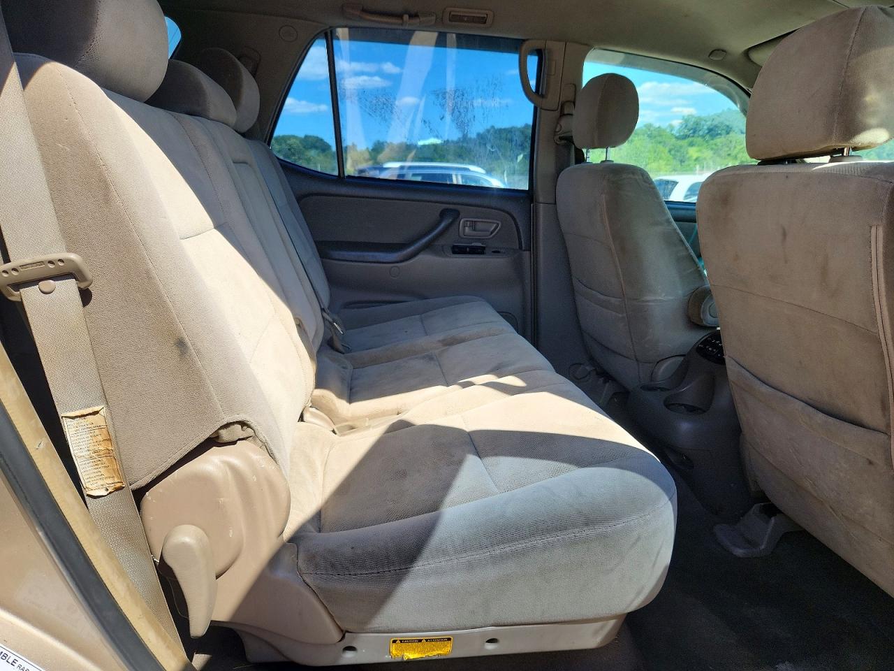 2007 Toyota Sequoia Sr5 Золотой vin: 5TDZT34A07S291447