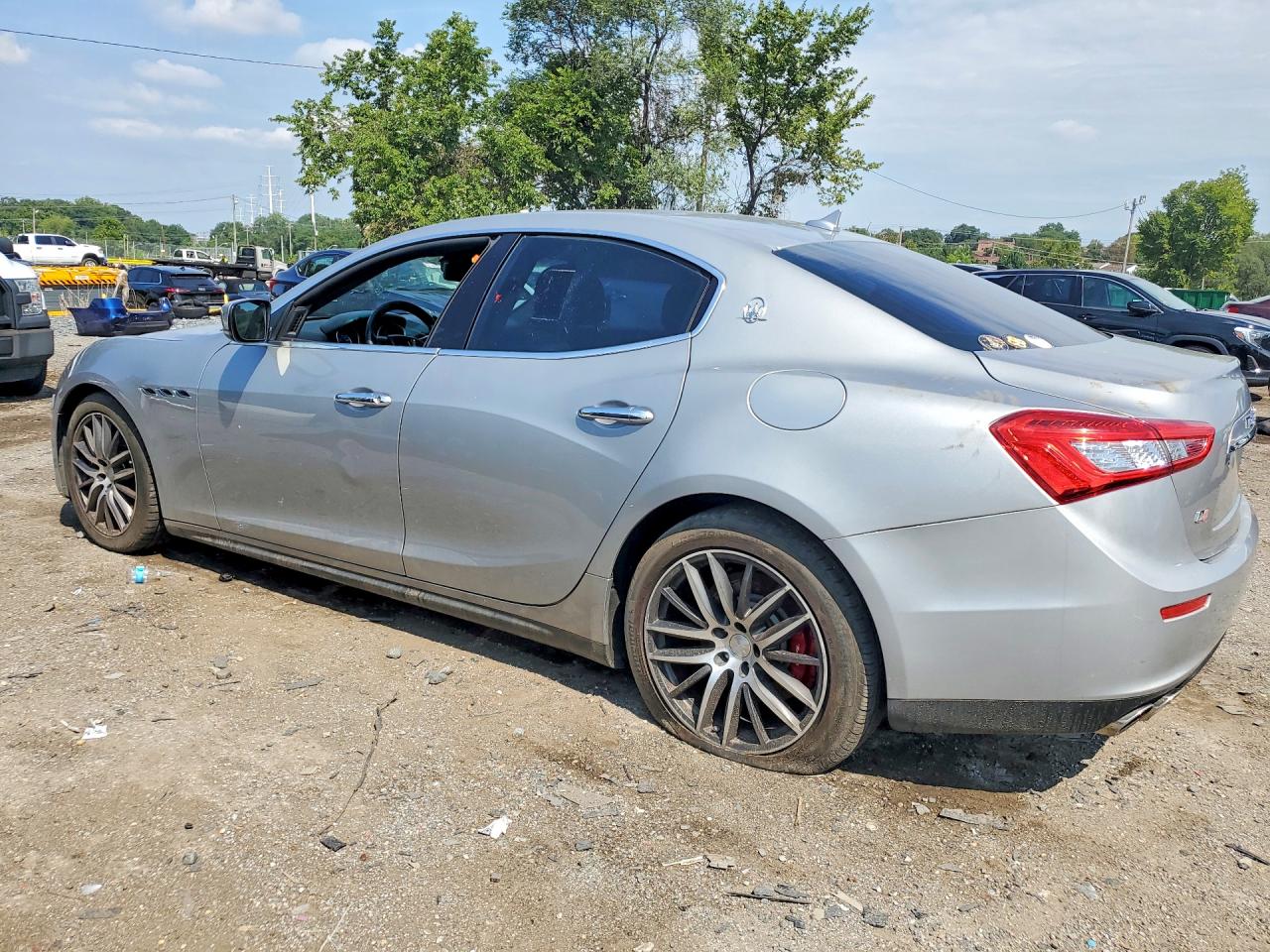 2014 Maserati Ghibli S Silver vin: ZAM57RTA0E1097711