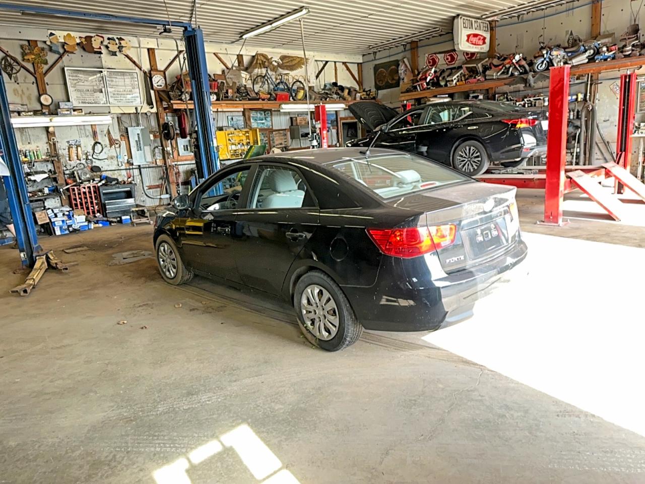 2010 Kia Forte Ex Black vin: KNAFU4A28A5061877