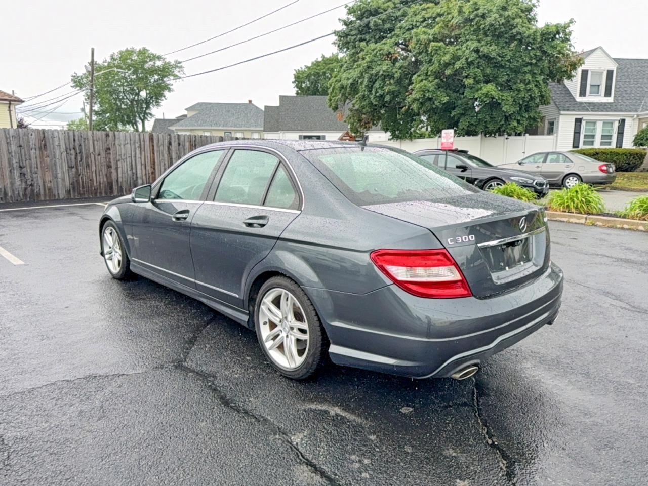2013 Mercedes-benz C 300 4matic Gray vin: WDDGF8AB0DA831516