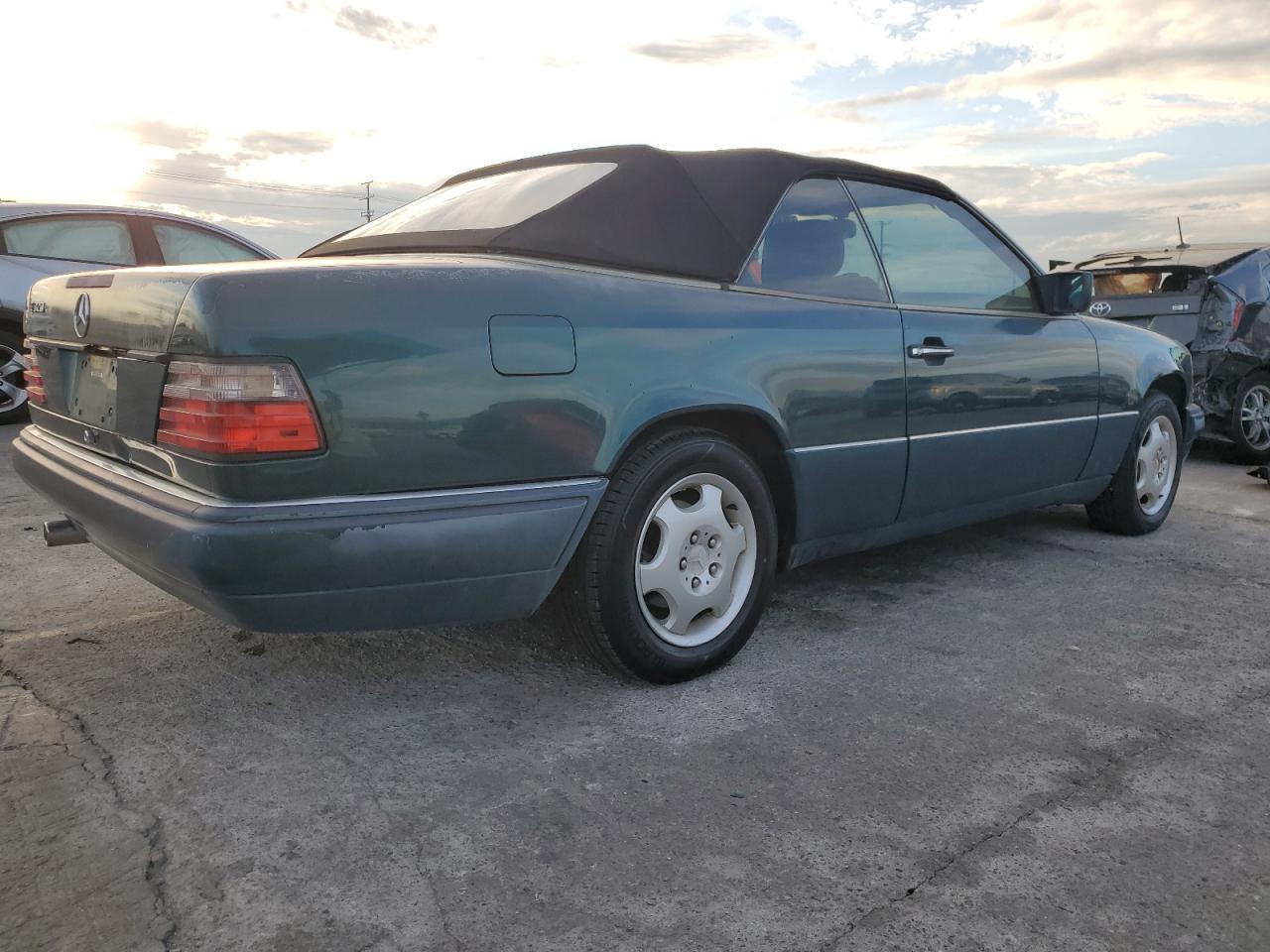 1995 Mercedes-benz E 320 Green vin: WDBEA66E5SC277008