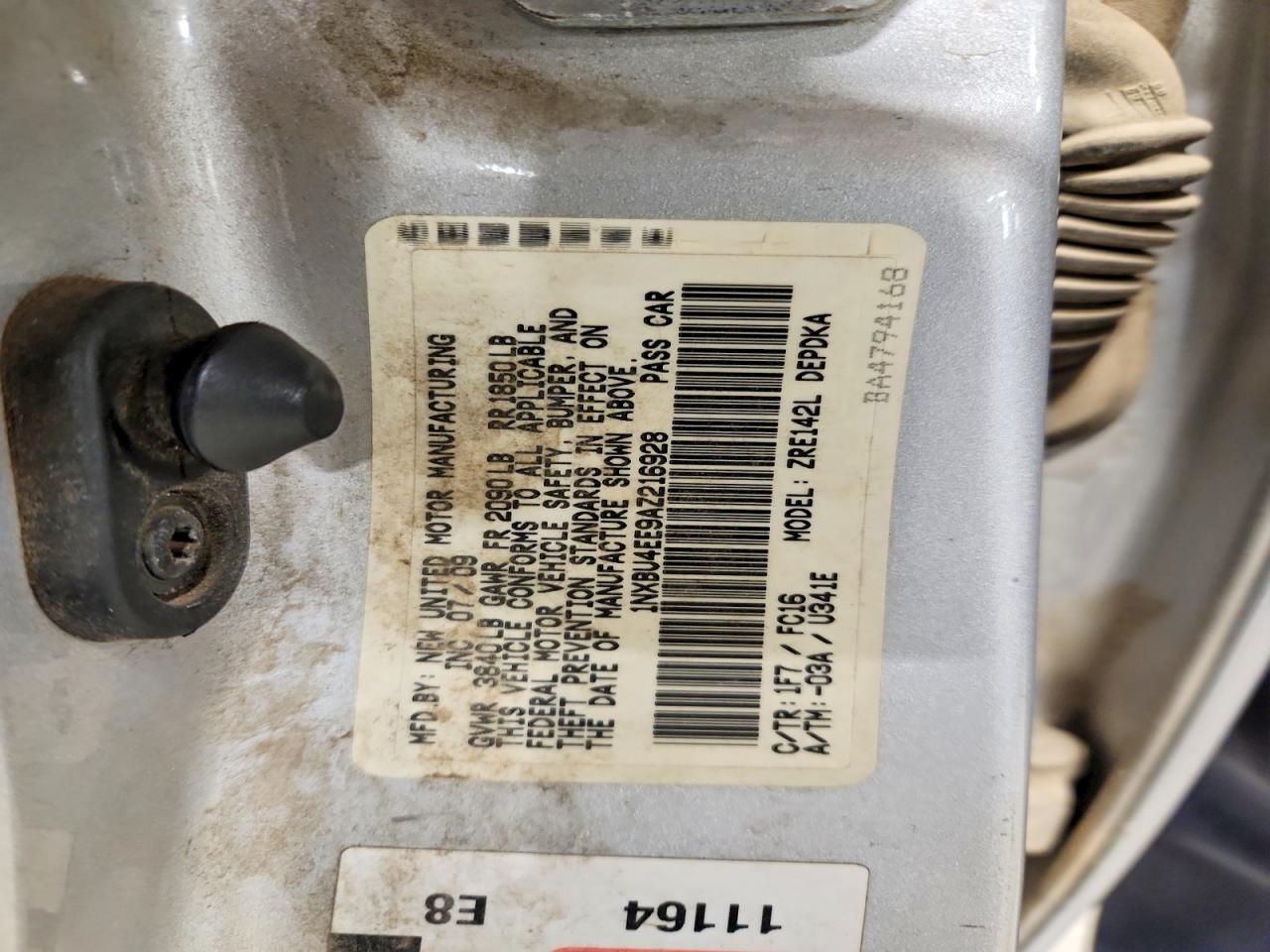 2010 Toyota Corolla Le Silver vin: 1NXBU4EE9AZ216928