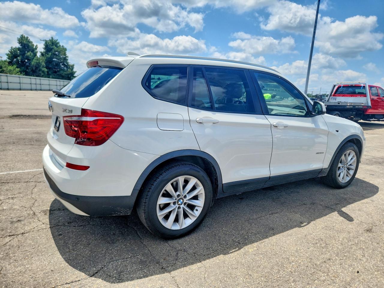2015 Bmw X3 Sdrive28i White vin: 5UXWZ7C50F0F75855