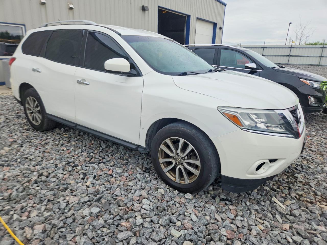 2014 Nissan Pathfinder Sv White vin: 5N1AR2MM0EC688294
