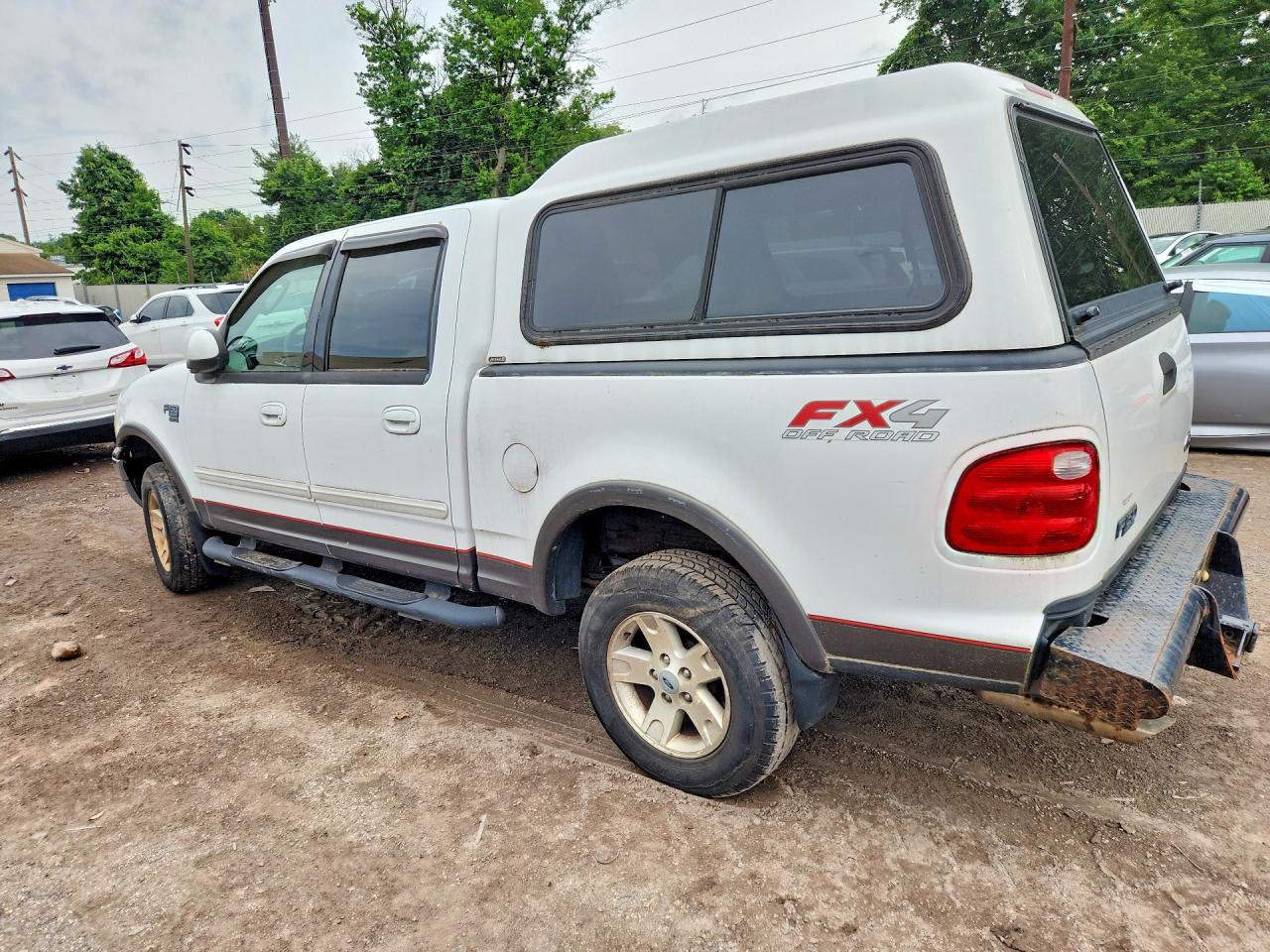 2003 Ford F150 Supercrew White vin: 1FTRW08603KC71437