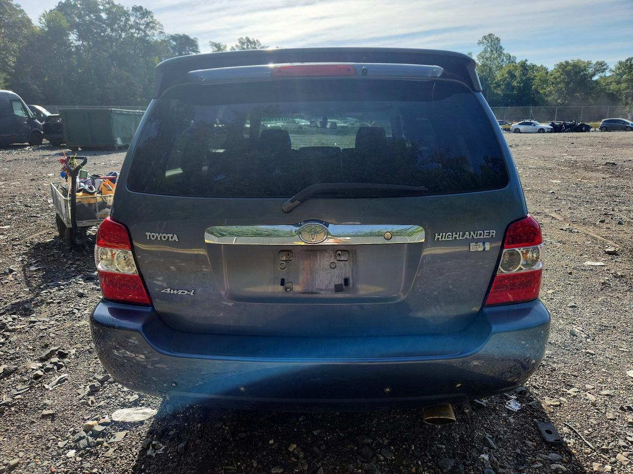 2006 Toyota Highlander Hybrid Blue vin: JTEEW21A560022782