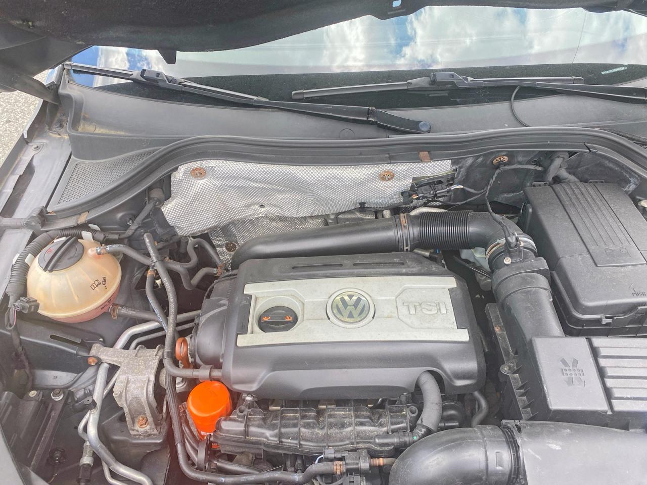 2013 Volkswagen Tiguan S Угольный vin: WVGBV3AXXDW582615