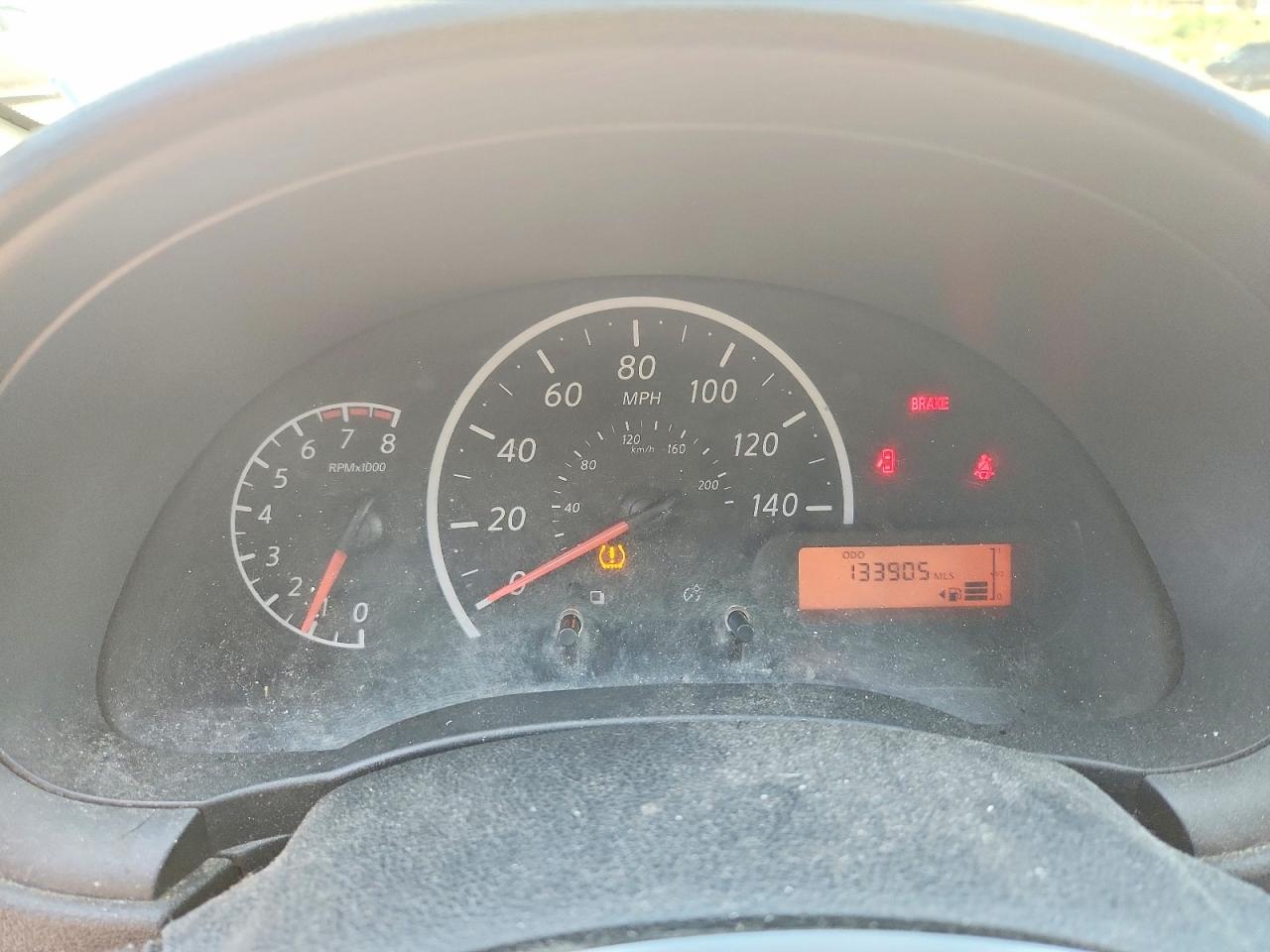 2014 Nissan Versa 1.6 S Белый vin: 3N1CN7AP4EL857132