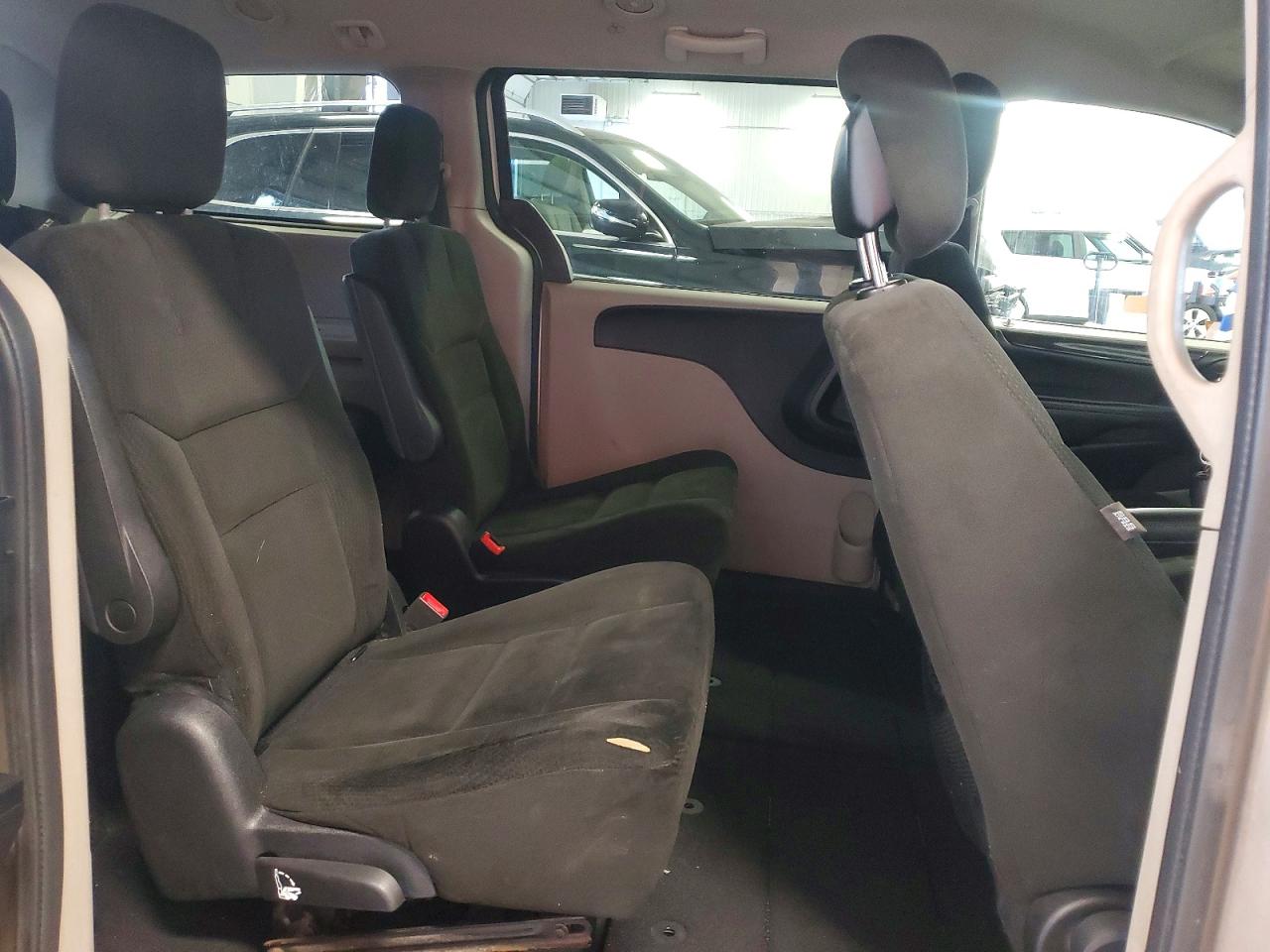 2015 Dodge Grand Caravan Se Beige vin: 2C4RDGBG9FR667002