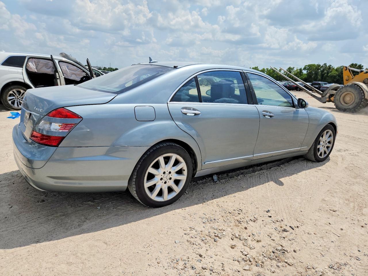 2007 Mercedes-benz S 550 4matic Silver vin: WDDNG86XX7A109998