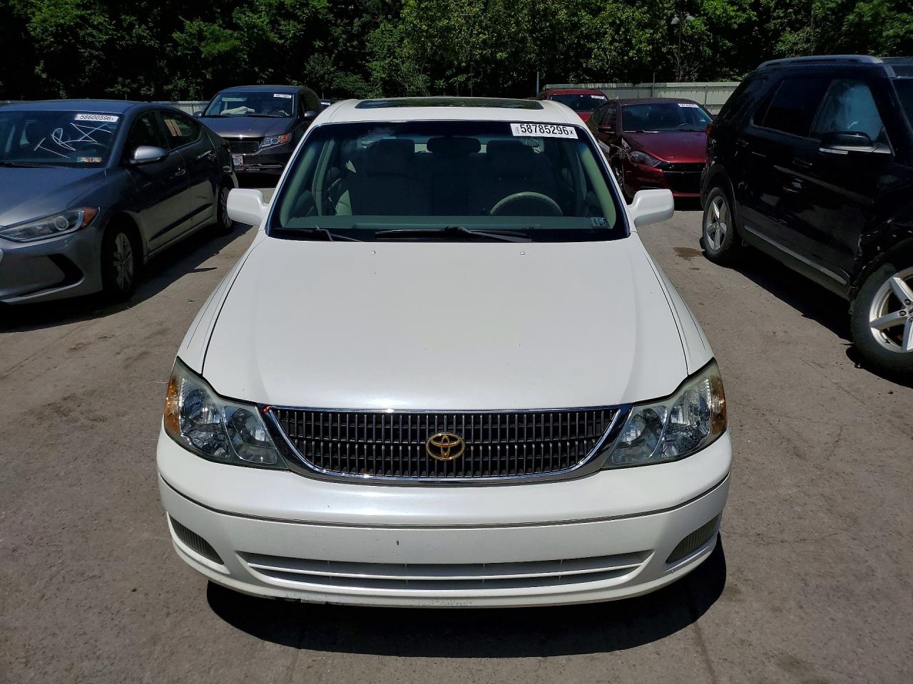 2002 Toyota Avalon Xls Белый vin: 4T1BF28B62U244851