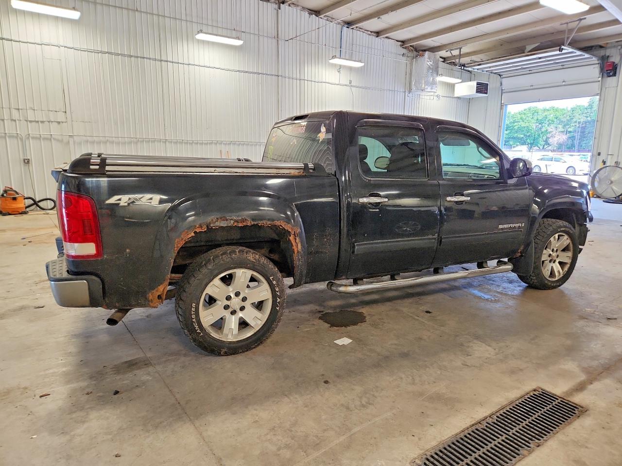 2007 Gmc New Sierra K1500 Black vin: 2GTEK13M371563112