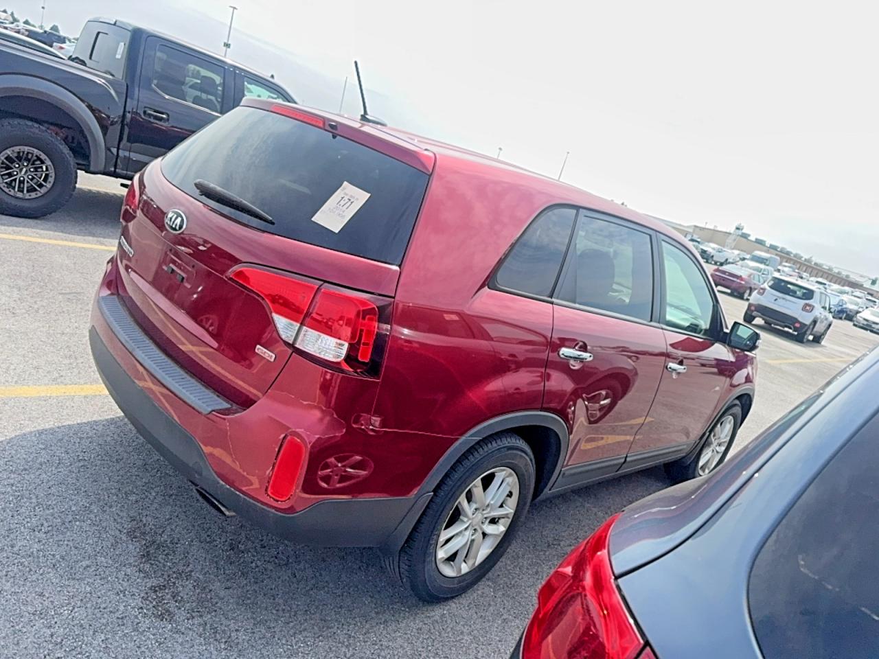 2014 Kia Sorento Lx Red vin: 5XYKT3A68EG514040
