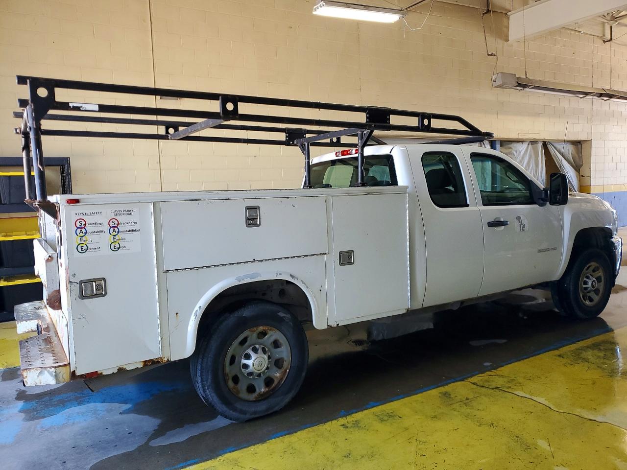 2013 Chevrolet Silverado K2500 Heavy Duty White vin: 1GC2KVCG9DZ224295