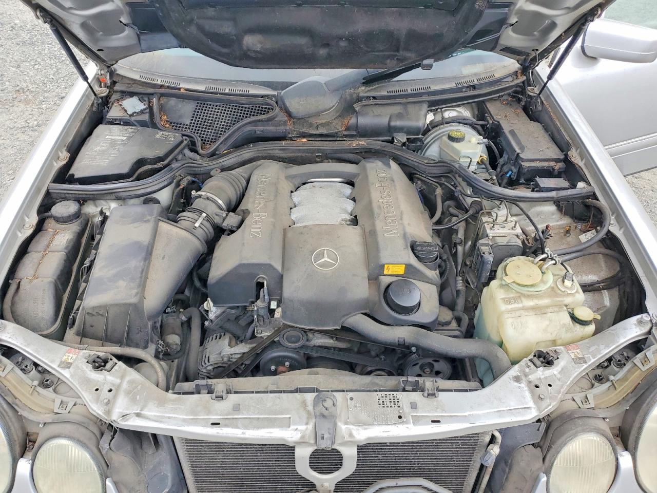 1999 Mercedes-benz E 320 4matic Silver vin: WDBJF82H4XX018540