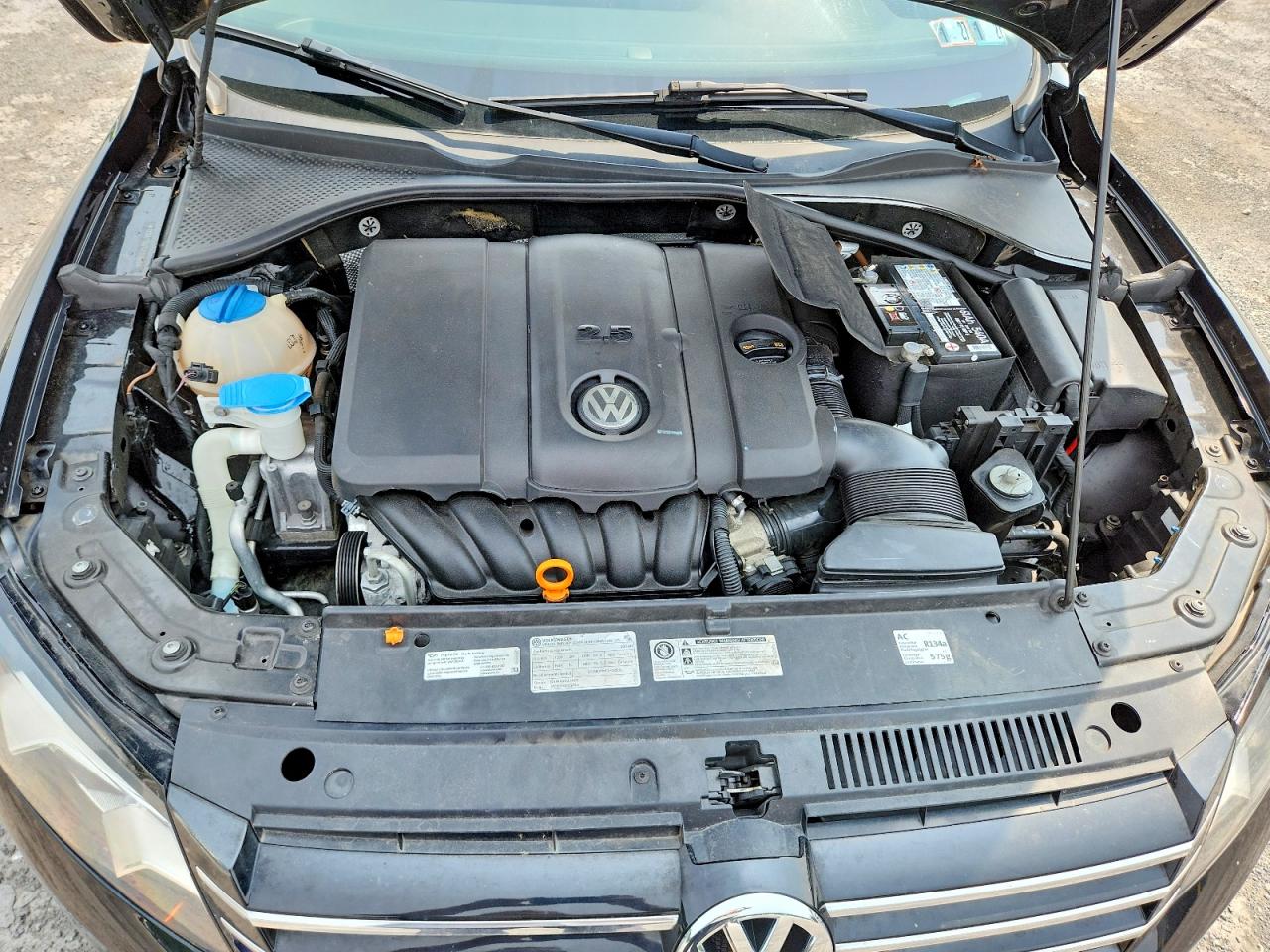 2013 Volkswagen Passat Se Black vin: 1VWBP7A31DC080464