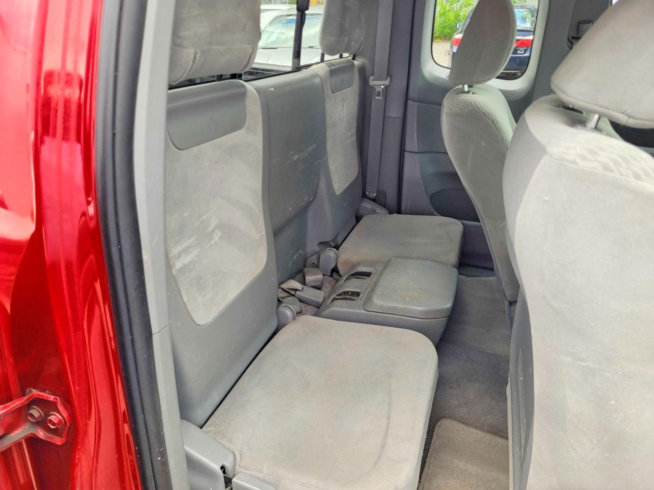 2010 Toyota Tacoma Access Cab Red vin: 5TEUU4EN6AZ672177