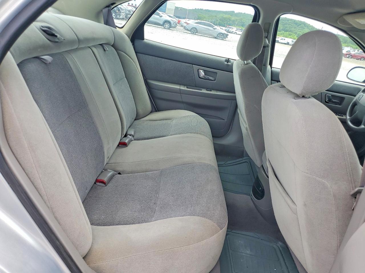 2002 Ford Taurus Ses Silver vin: 1FAFP55252G248483
