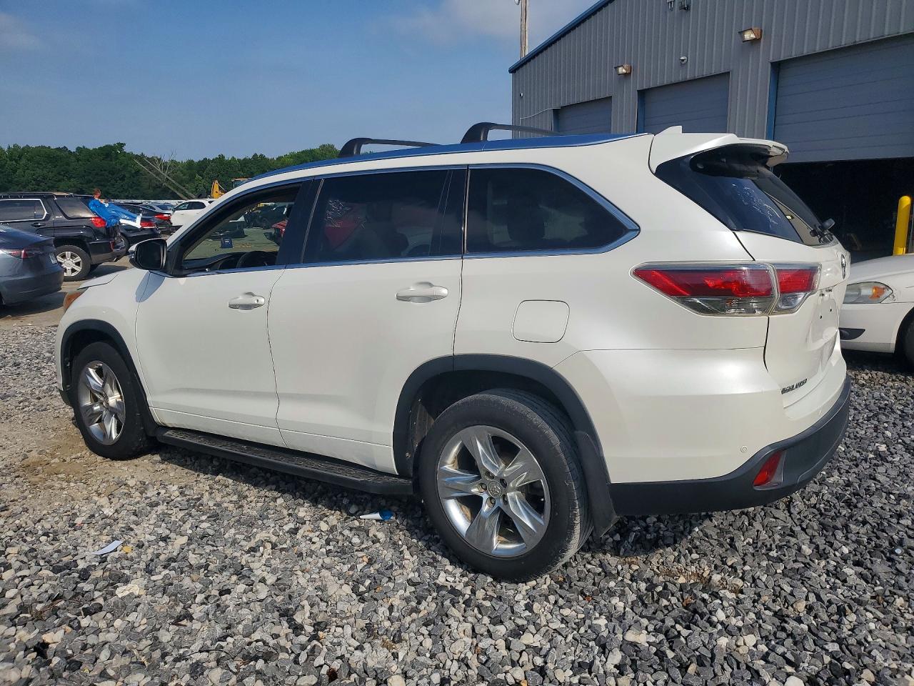 2015 Toyota Highlander Limited White vin: 5TDYKRFH9FS066955