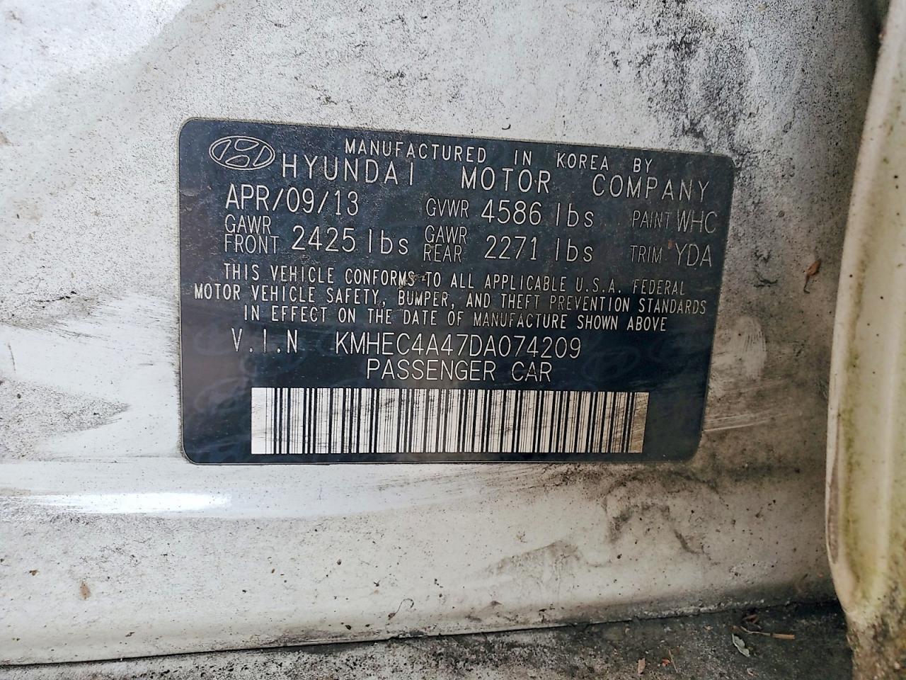 2013 Hyundai Sonata Hybrid White vin: KMHEC4A47DA074209