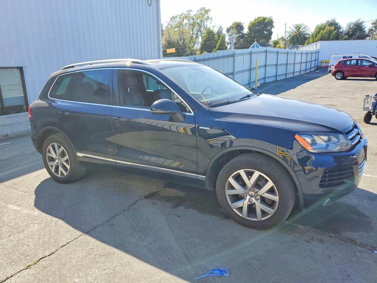2014 Volkswagen Touareg V6 Tdi Black vin: WVGEP9BP5ED012298