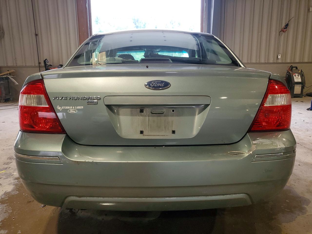 2005 Ford Five Hundred Se Silver vin: 1FAFP26135G186171
