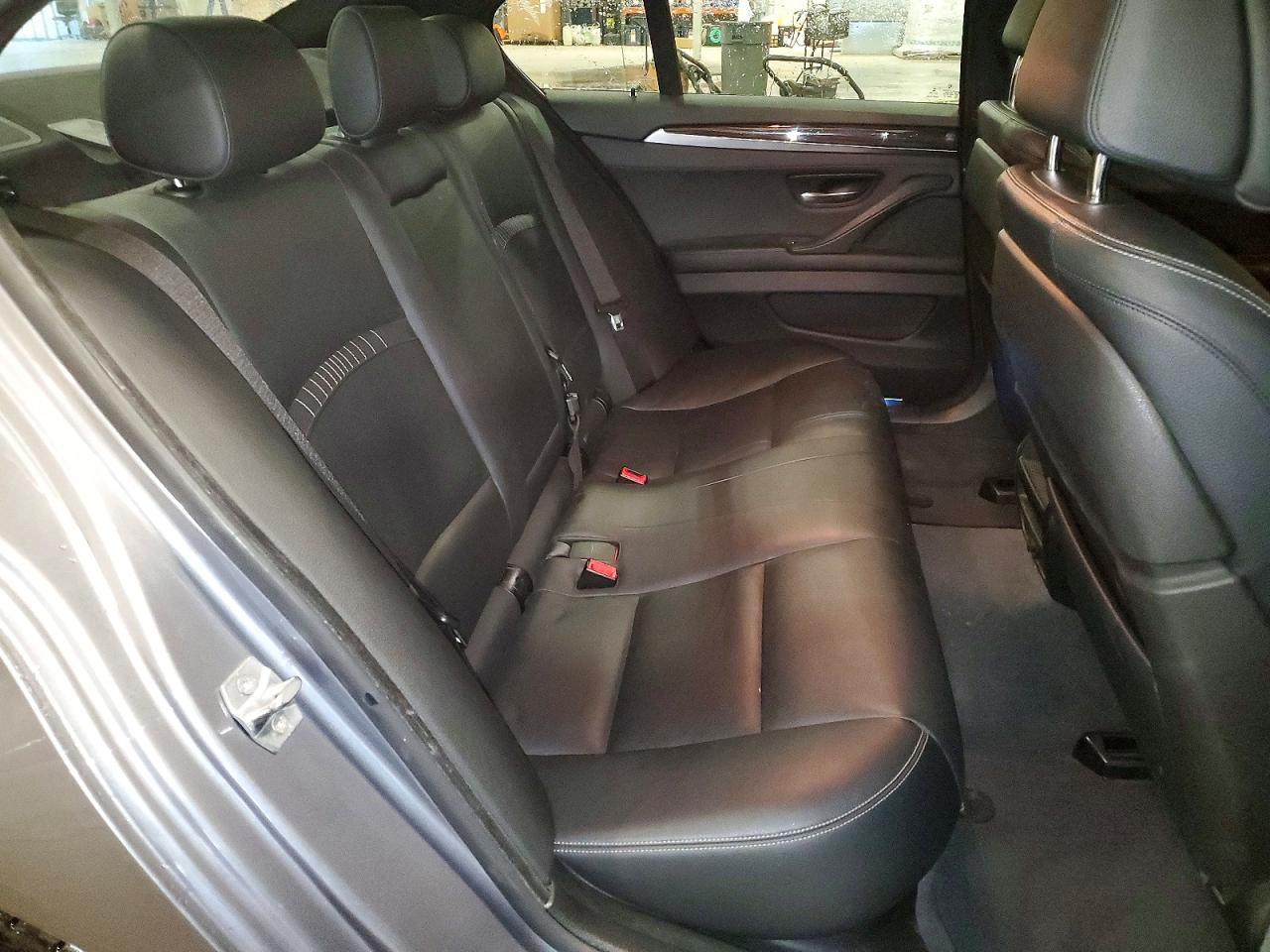 2014 Bmw 550 Xi Silver vin: WBAKP9C53ED693448