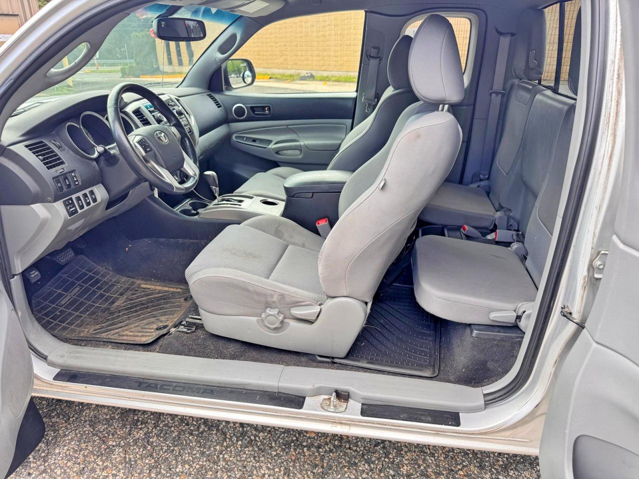 2012 Toyota Tacoma V6 Gray vin: 5TFUU4EN1CX037300