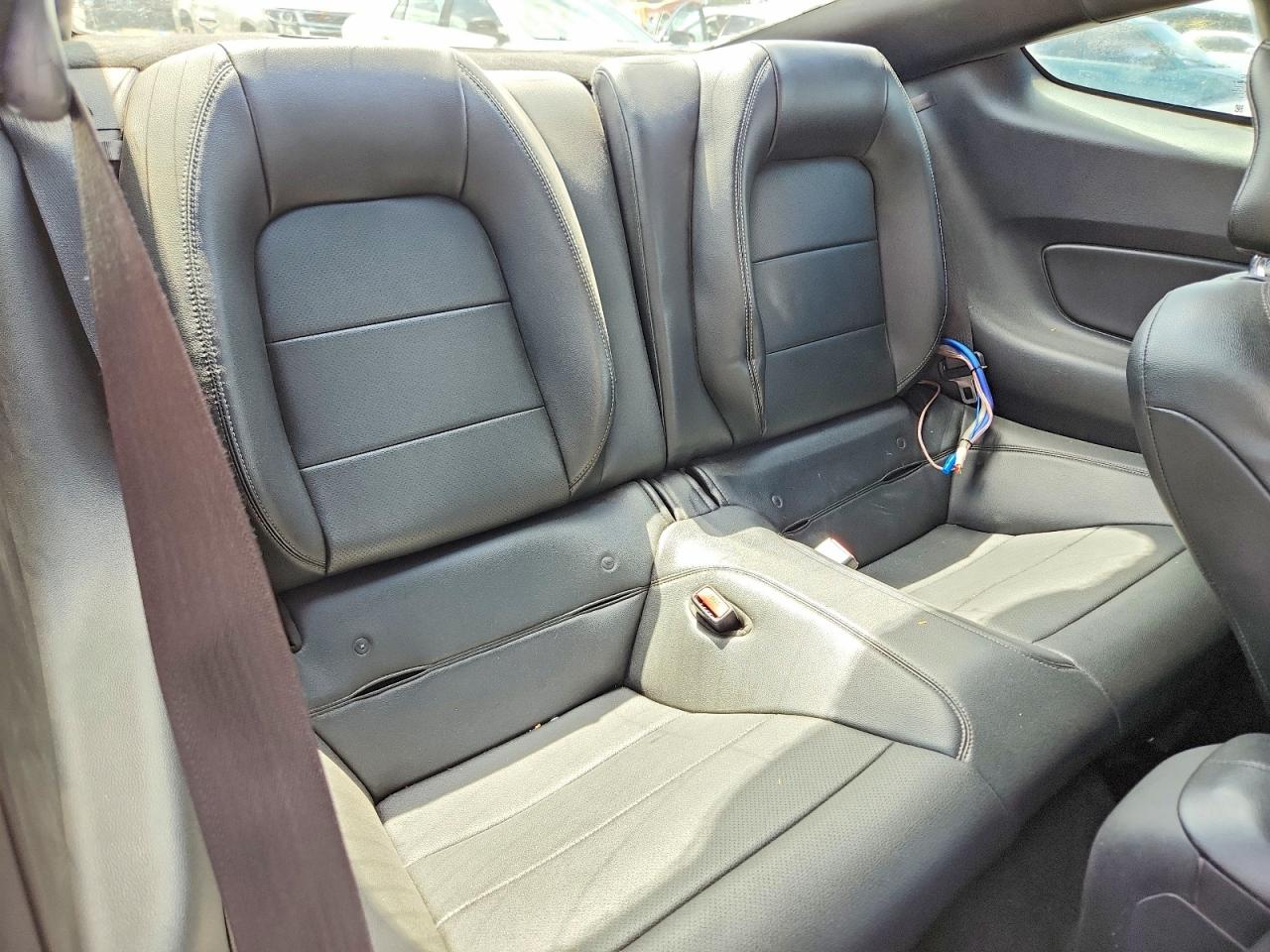 2015 Ford Mustang Silver vin: 1FA6P8TH8F5301249