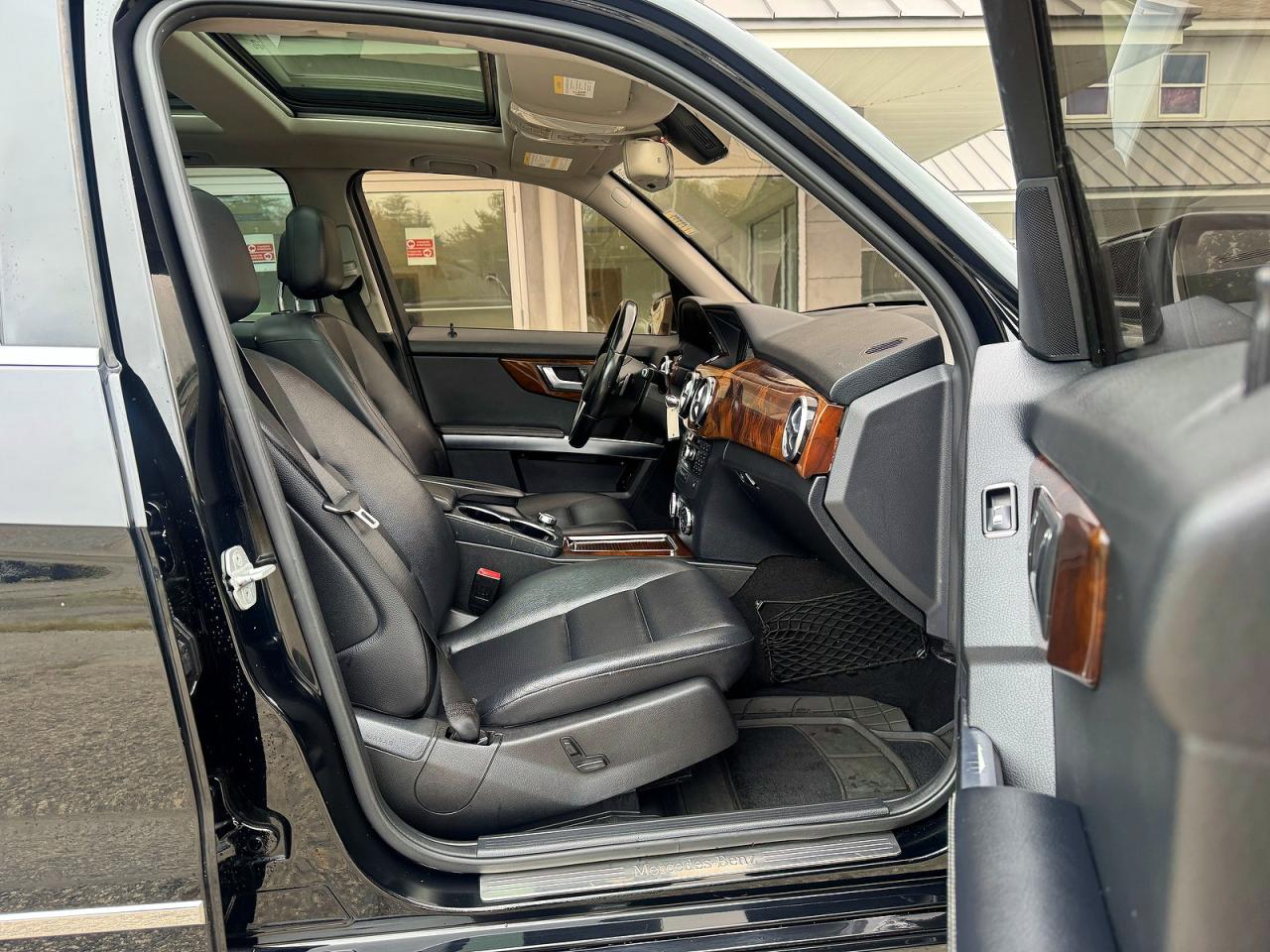 2013 Mercedes-benz Glk 350 4matic Черный vin: WDCGG8JBXDF988877